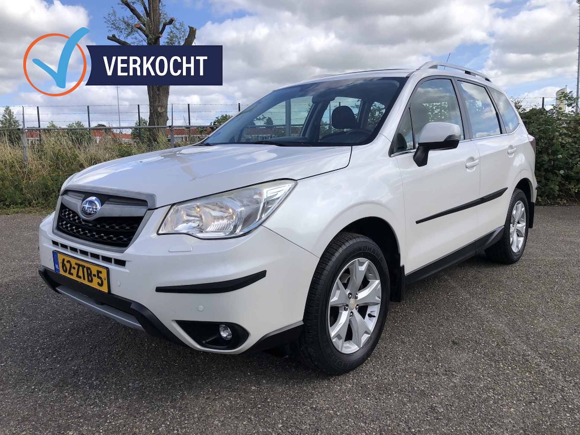 Subaru Forester 2.0 Luxury opendak. applecarplay. trekh. - 7/23