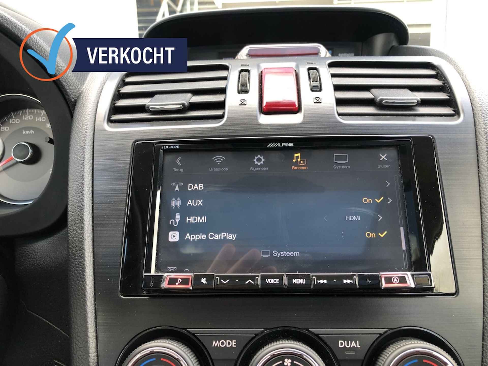 Subaru Forester 2.0 Luxury opendak. applecarplay. trekh. - 19/23