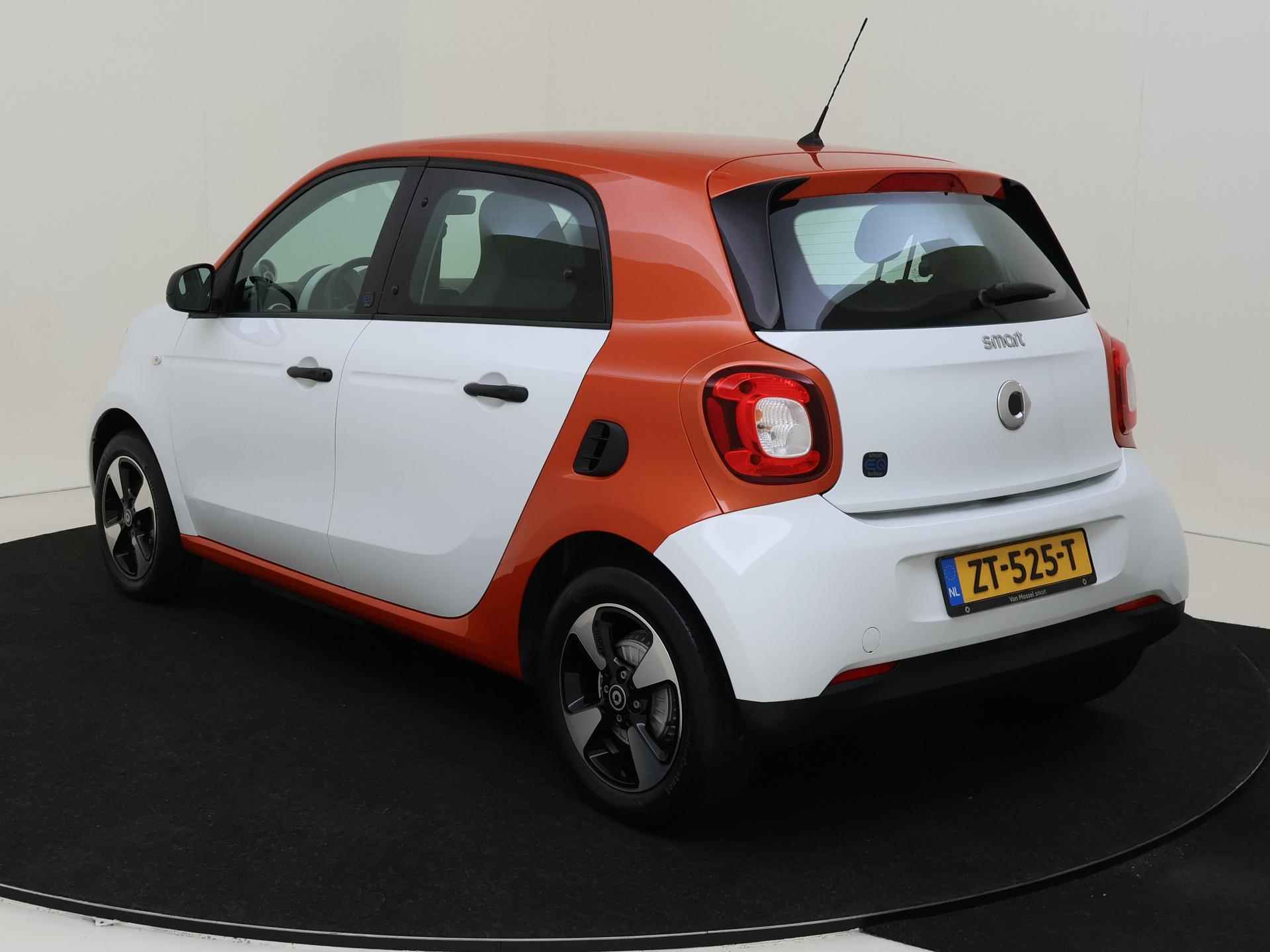 smart forfour EQ Business Solution 18 kWh - 4/22