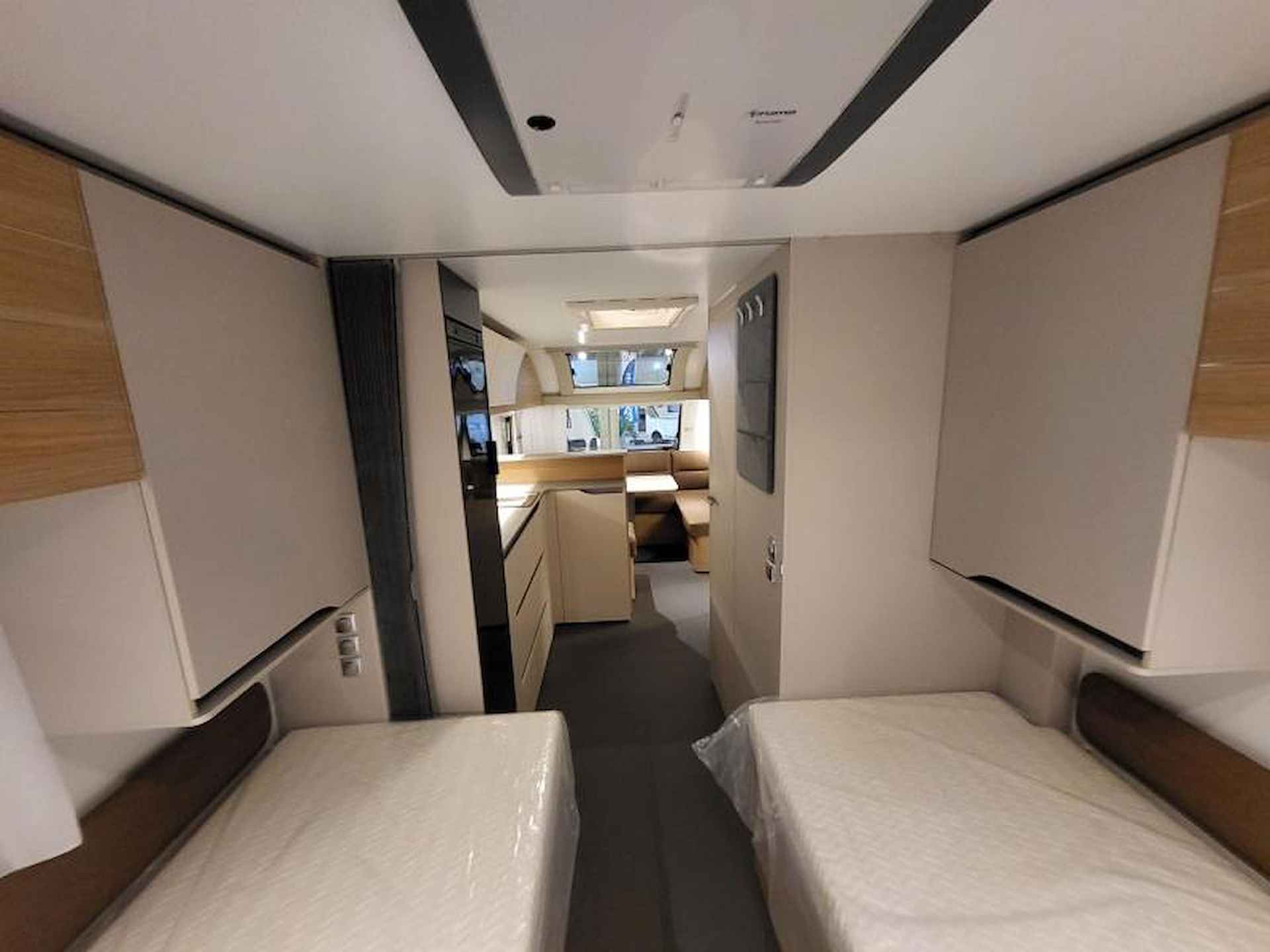 Adria Adora 613 ul Gratis mover - 16/25