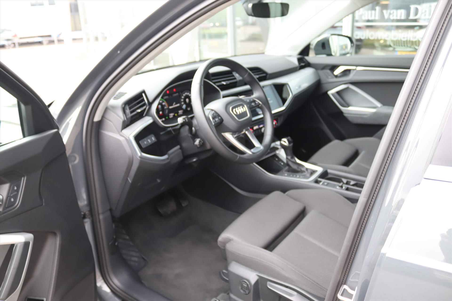 Audi Q3 45TFSIe 245PK PHEV AUTOMAAT BUSINESS E.D Navi Carplay | Adapt.Cruise | Virtual Cockpit | Verwarmde Sportstoelen | 20 Inch Lm | Electr.Klep | - 5/60