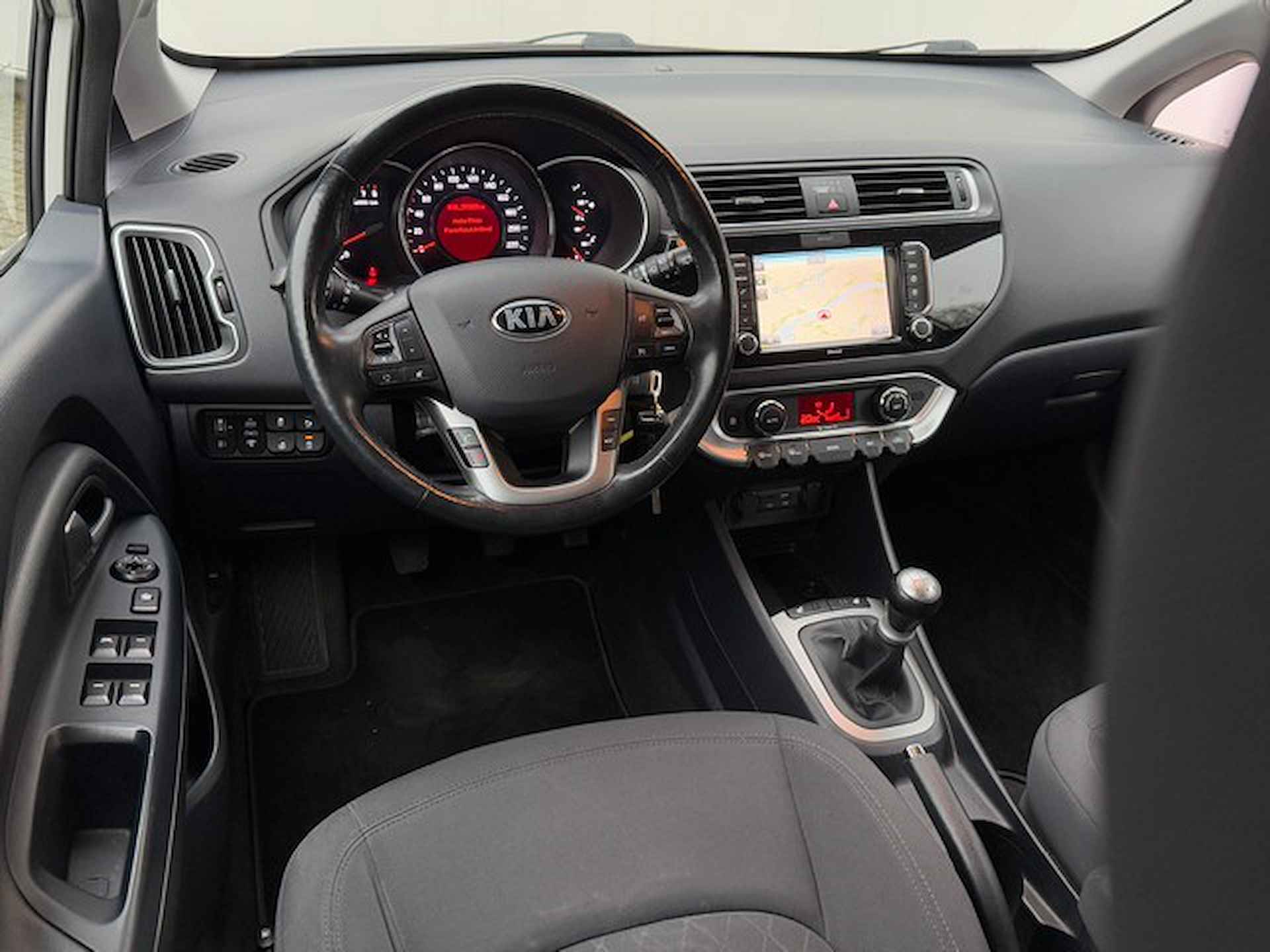 Kia Rio 1.2 CVVT ExecutiveLine met Navi/Camera, Stoel/Stuurverwarming, Climate Controle, 17inch All Season - 8/25