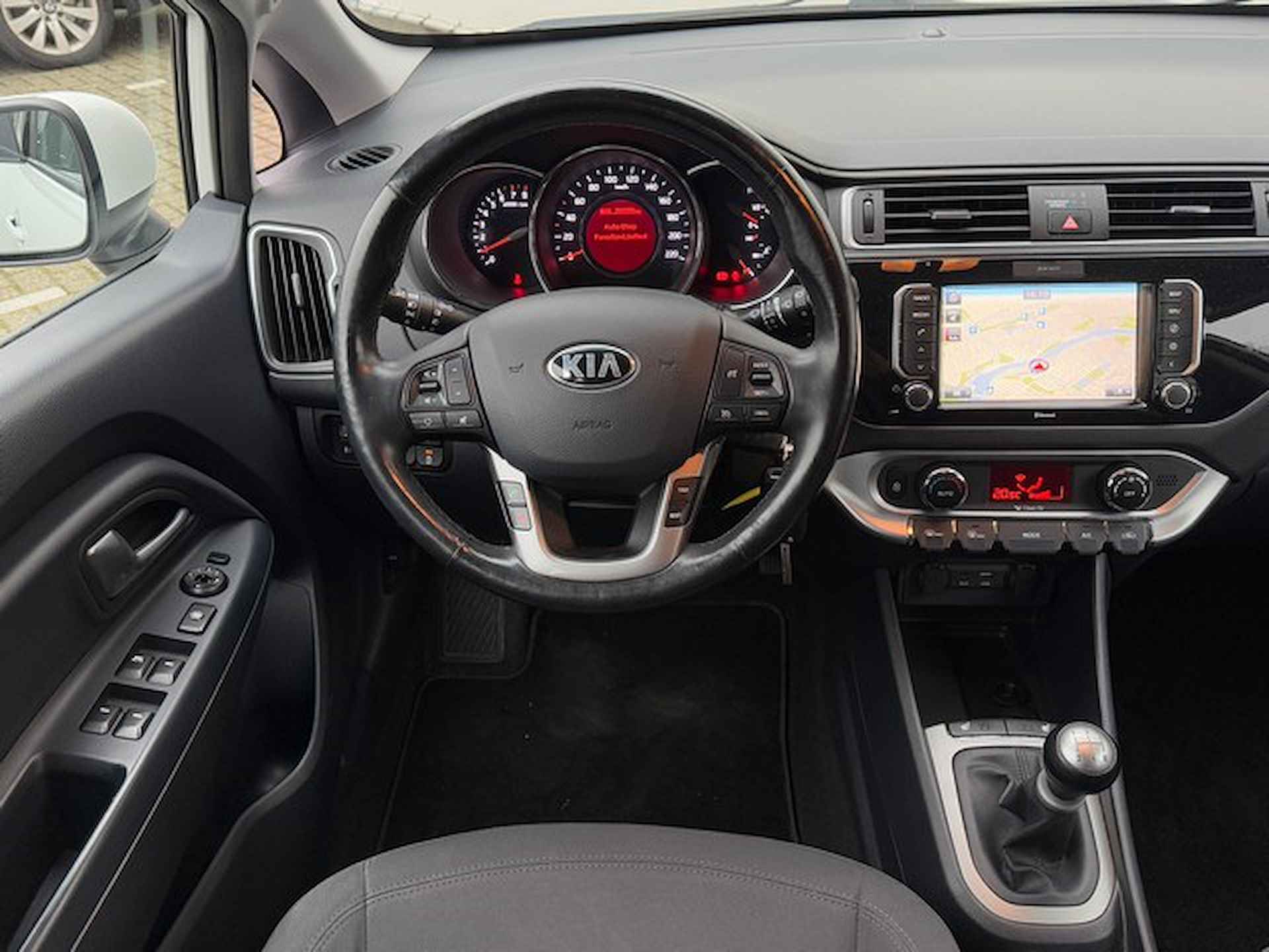 Kia Rio 1.2 CVVT ExecutiveLine met Navi/Camera, Stoel/Stuurverwarming, Climate Controle, 17inch All Season - 11/25