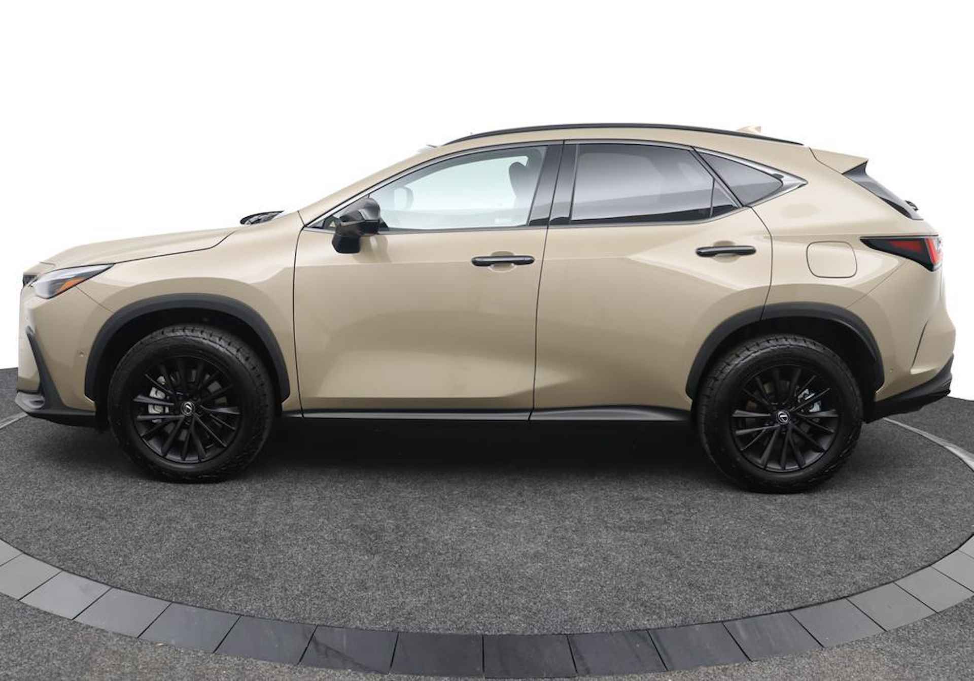 Lexus NX 450h+ AWD Overtrail Line | Afneembare trekhaak | Panoramisch schuif/-kanteldak - 3/54