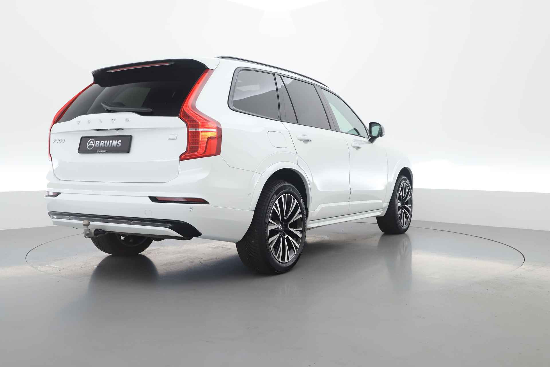 Volvo XC90 2.0 T8 Recharge AWD Plus Dark | Trekhaak | Pano | 360 Camera | Nieuwprijs €101.770,- | - 2/34