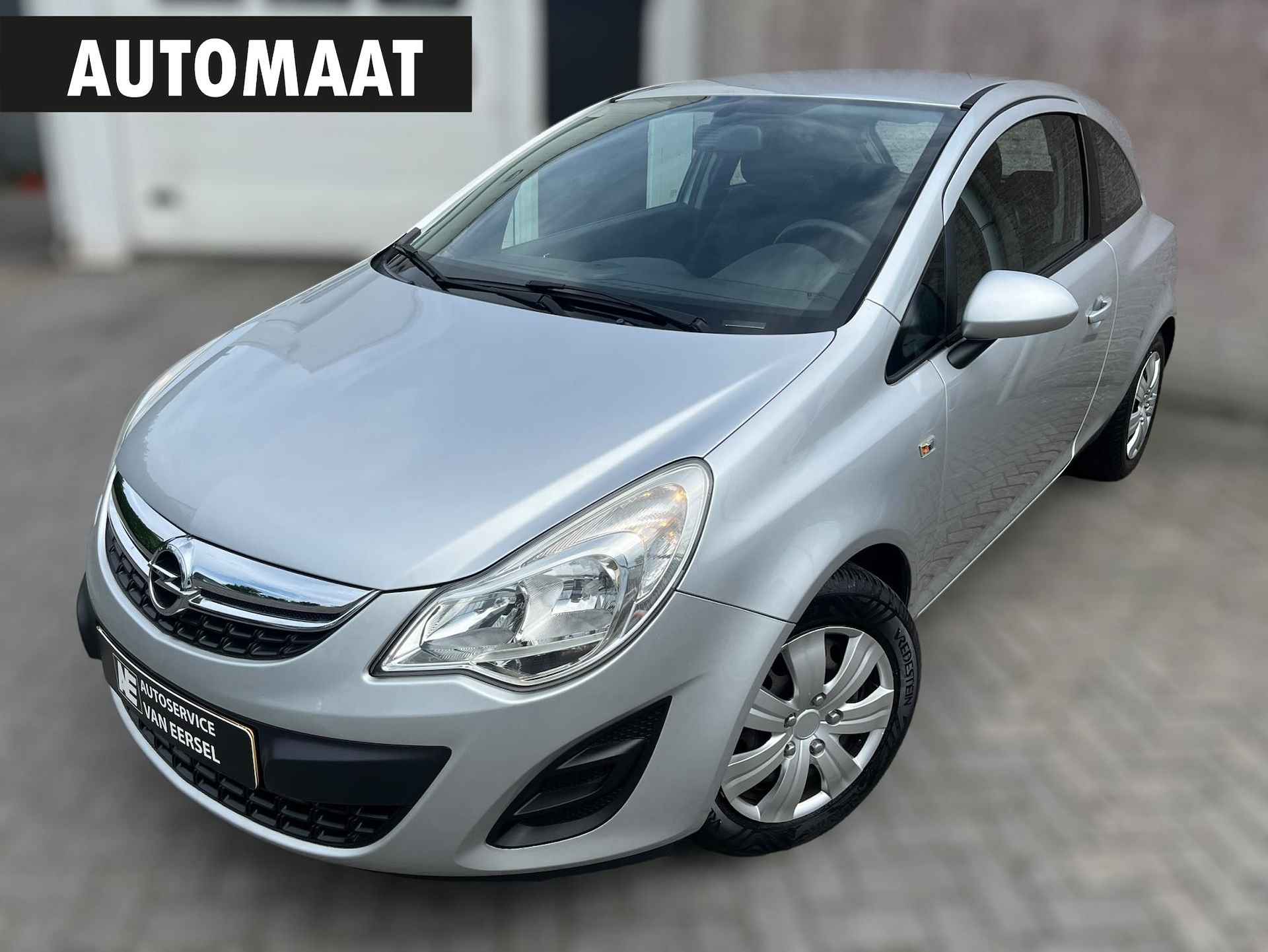 Opel Corsa 1.2-16V Business+ AUTOMAAT / PARKEERSENSOREN / AIRCO - 1/28