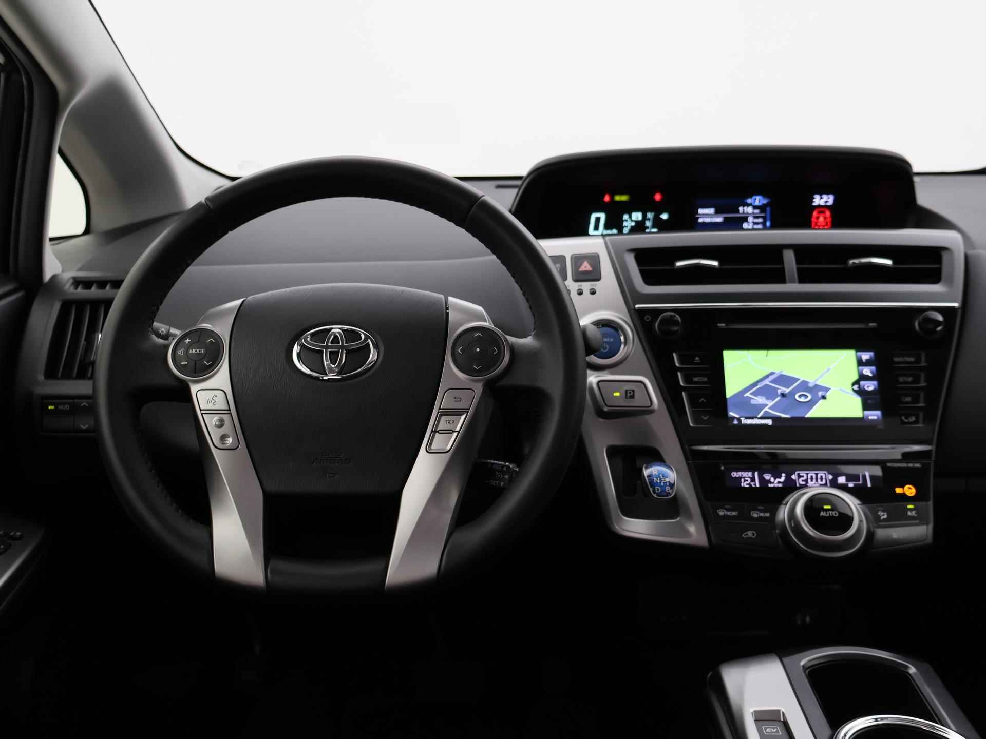 Toyota Prius + WAGON 1.8 7-PERSOONS + PANORAMA / NAVIGATIE / LED - 4/36