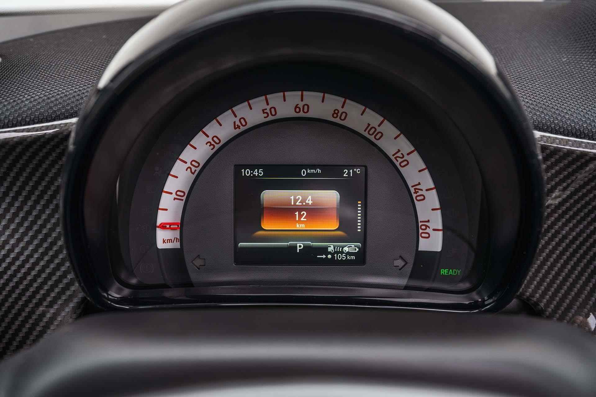 smart fortwo cabrio EQ Comfort 18 kWh Winterpakket | Rood dak | Carbon optiek interieur | - 20/37