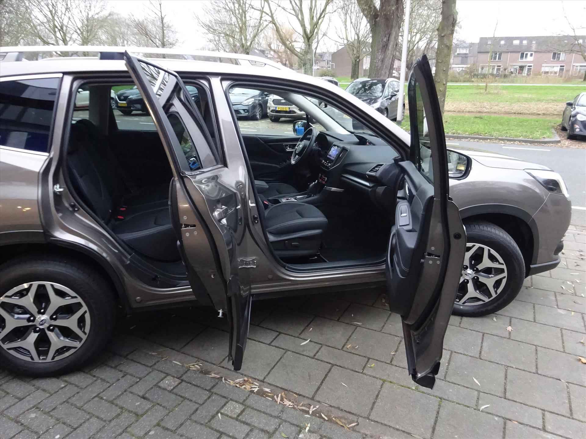 Subaru Forester 2.0i e-BOXER 150pk CVT Luxury | Brilliant Bronze | Navi |Trekhaak | 5 jaar fabrieks garantie - 16/48