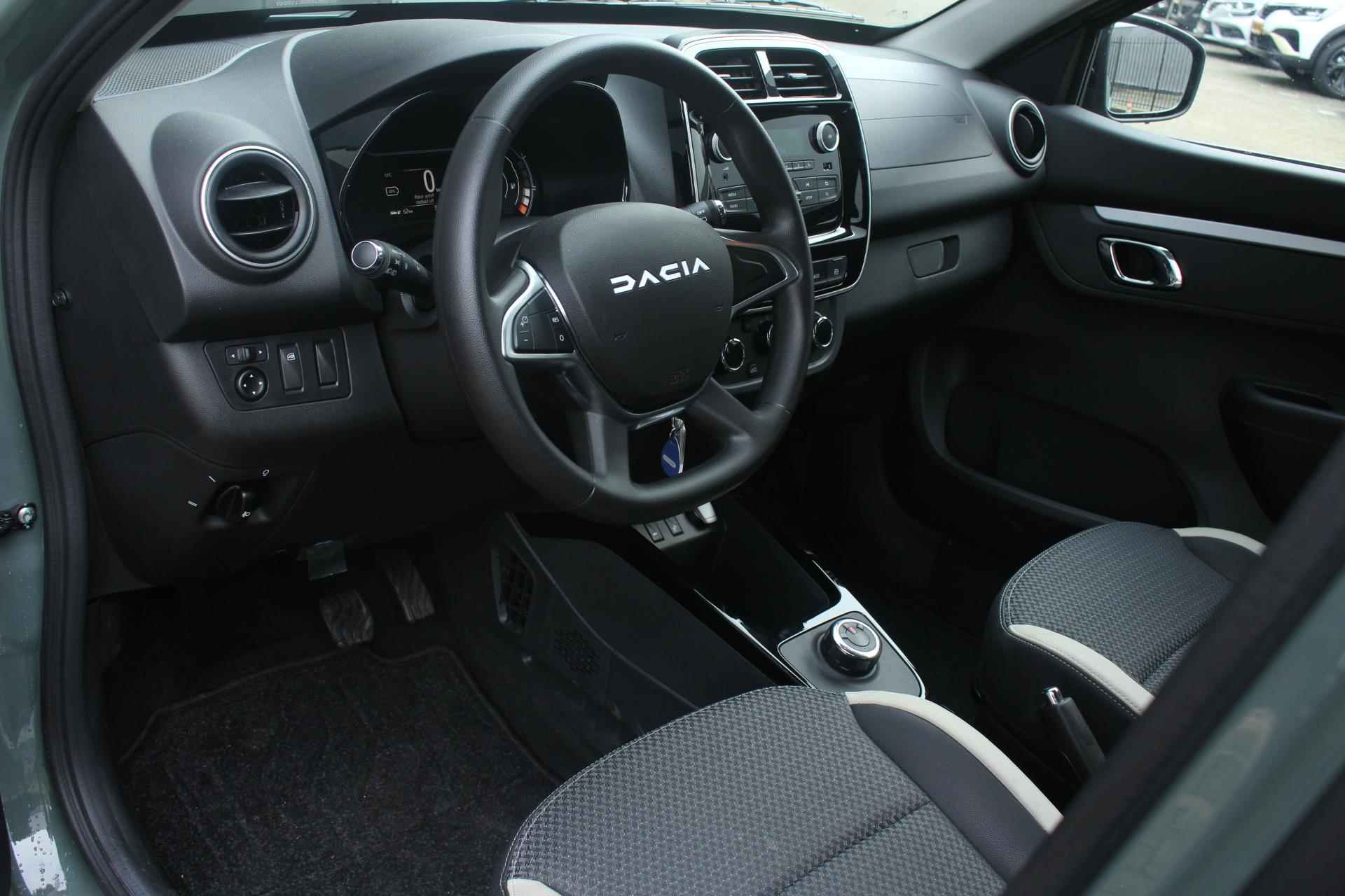 Dacia Spring Essential 27 kWh | Airco | DAB+ Radio | Bluetooth carkit | Centrale Deurvergrendeling | Reservewiel - 10/24