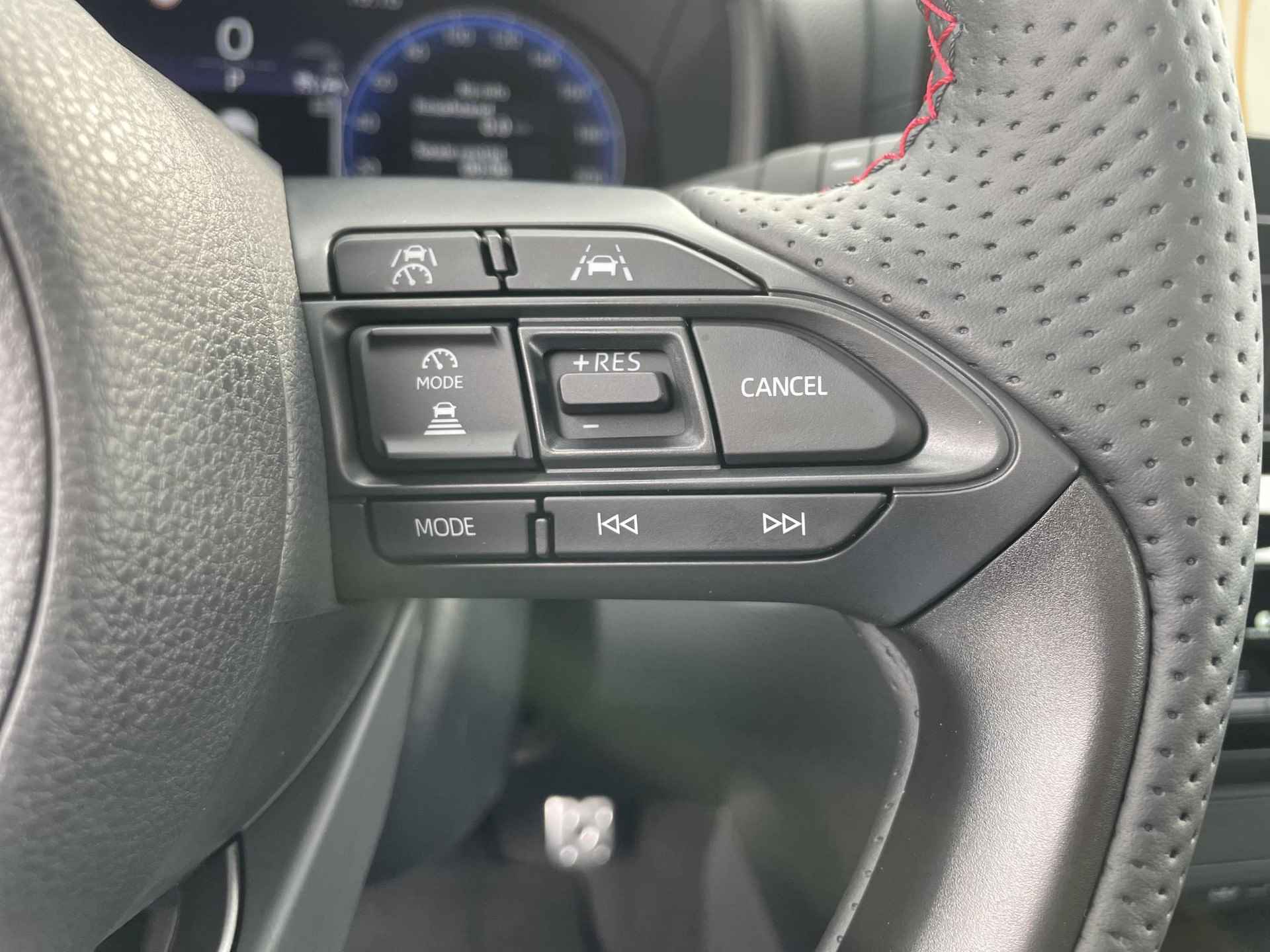 Toyota Yaris Cross Hybrid 130 GR Sport | Android Auto | Apple Carplay - 22/34