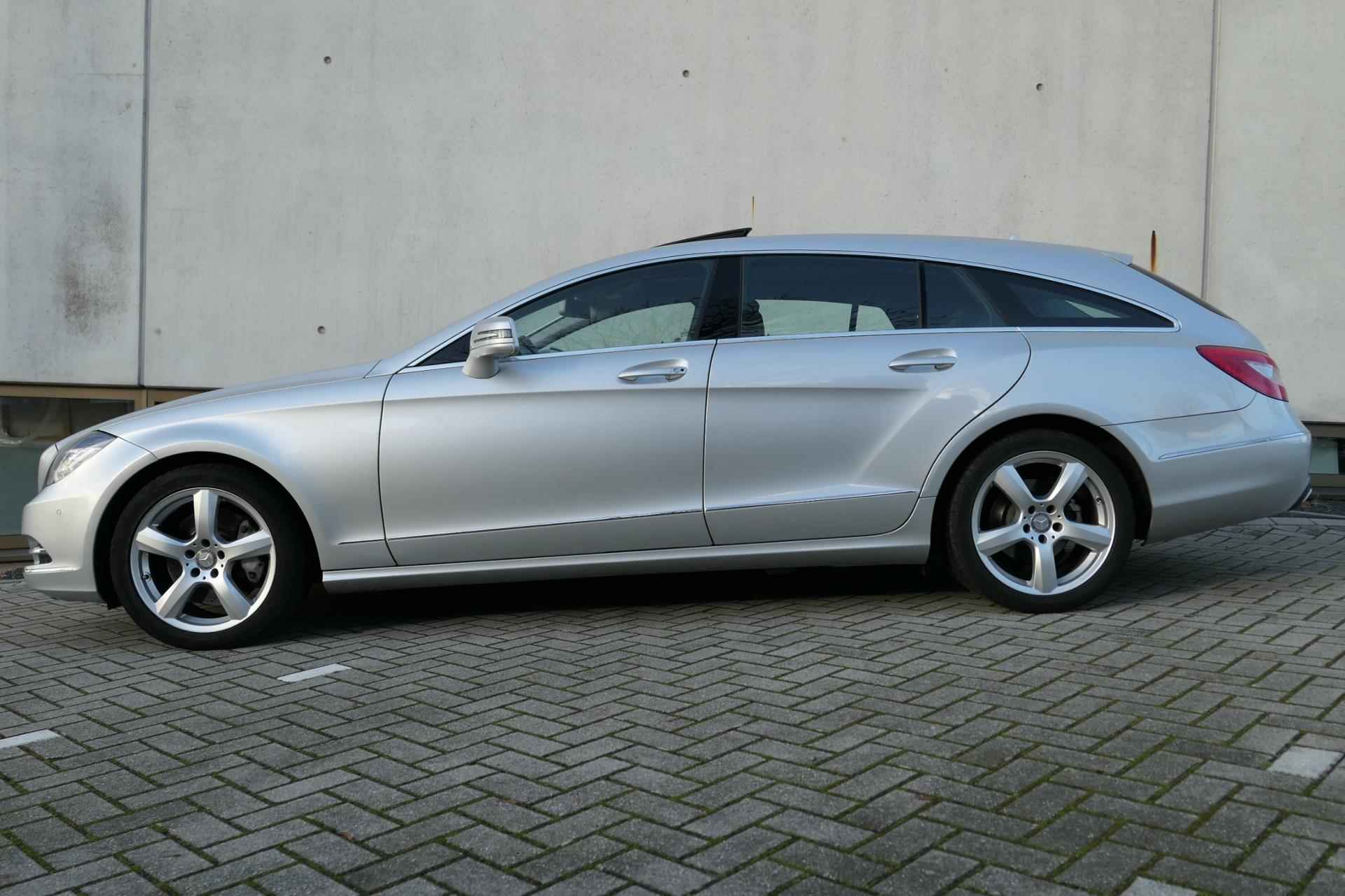 Mercedes-Benz CLS-klasse Shooting Brake 350 V6 306pk Schuifdak Leder Navi Stoelverwarming - 23/26