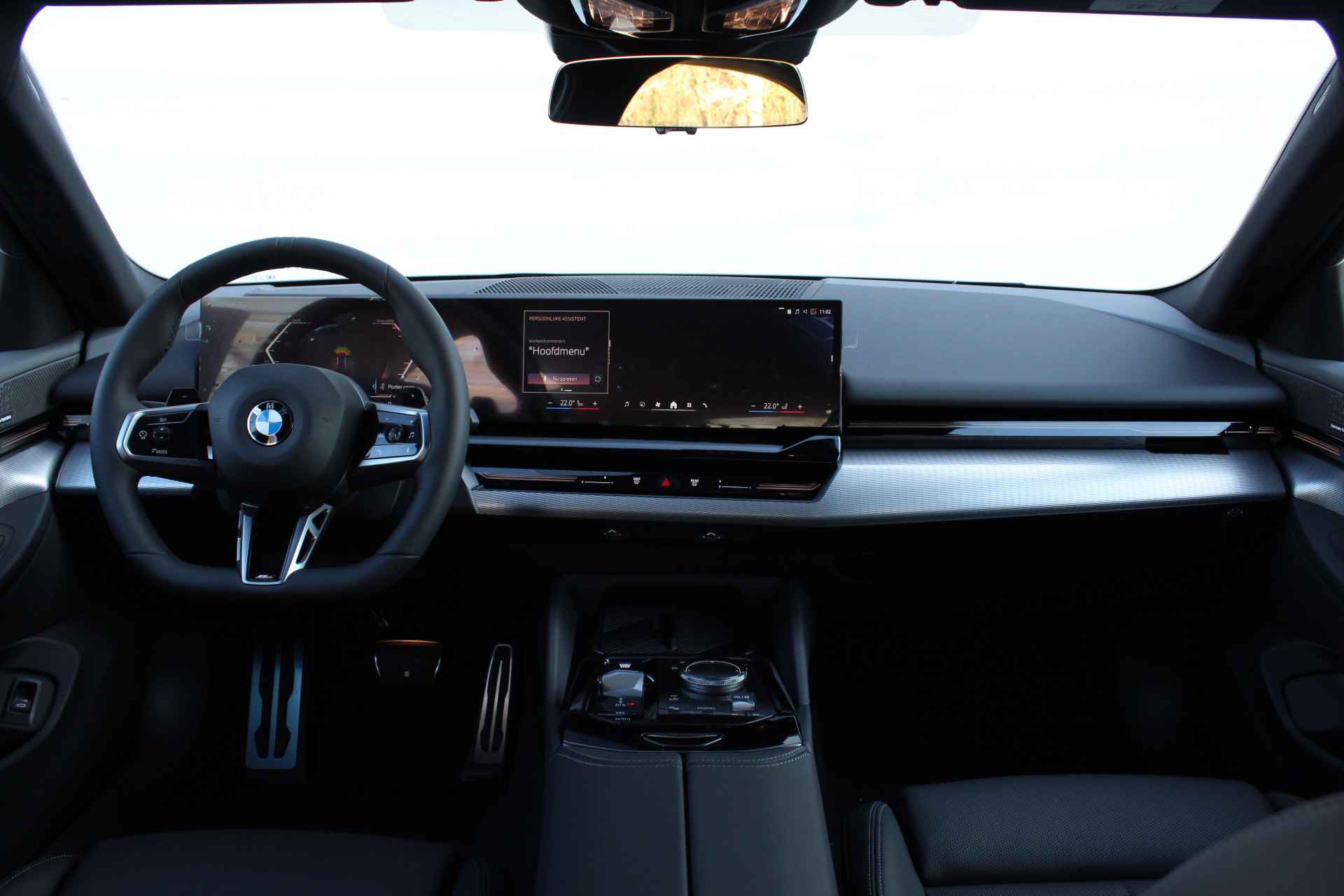 BMW 5 Serie 520i M Sport Automaat / Adaptieve LED / Parking Assistant / Harman-Kardon / M Sportonderstel / Stoelverwarming / Leder - 7/31