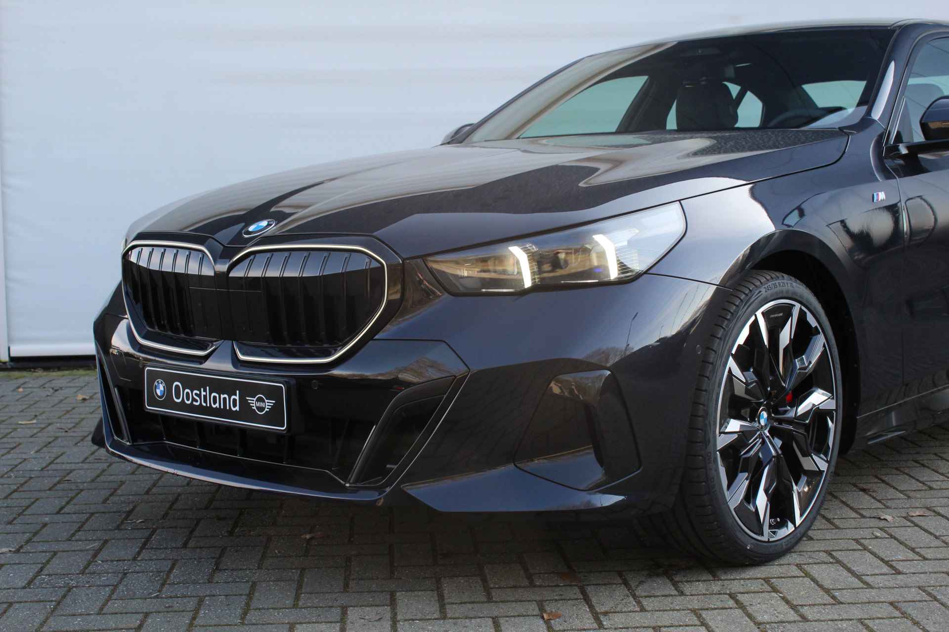 BMW 5 Serie 520i M Sport Automaat / Adaptieve LED / Parking Assistant / Harman-Kardon / M Sportonderstel / Stoelverwarming / Leder - 9/31