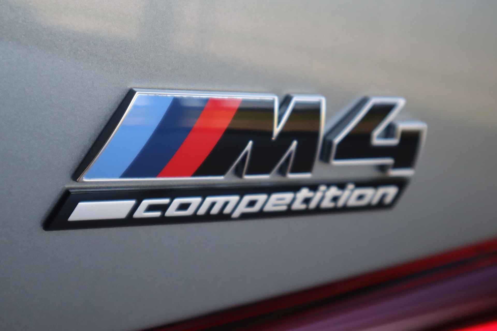 BMW 4 Serie Coupé M4 xDrive Competition | M Race Track Pack | Innovation Pack | M Carbon Keramisch remmen - 36/38