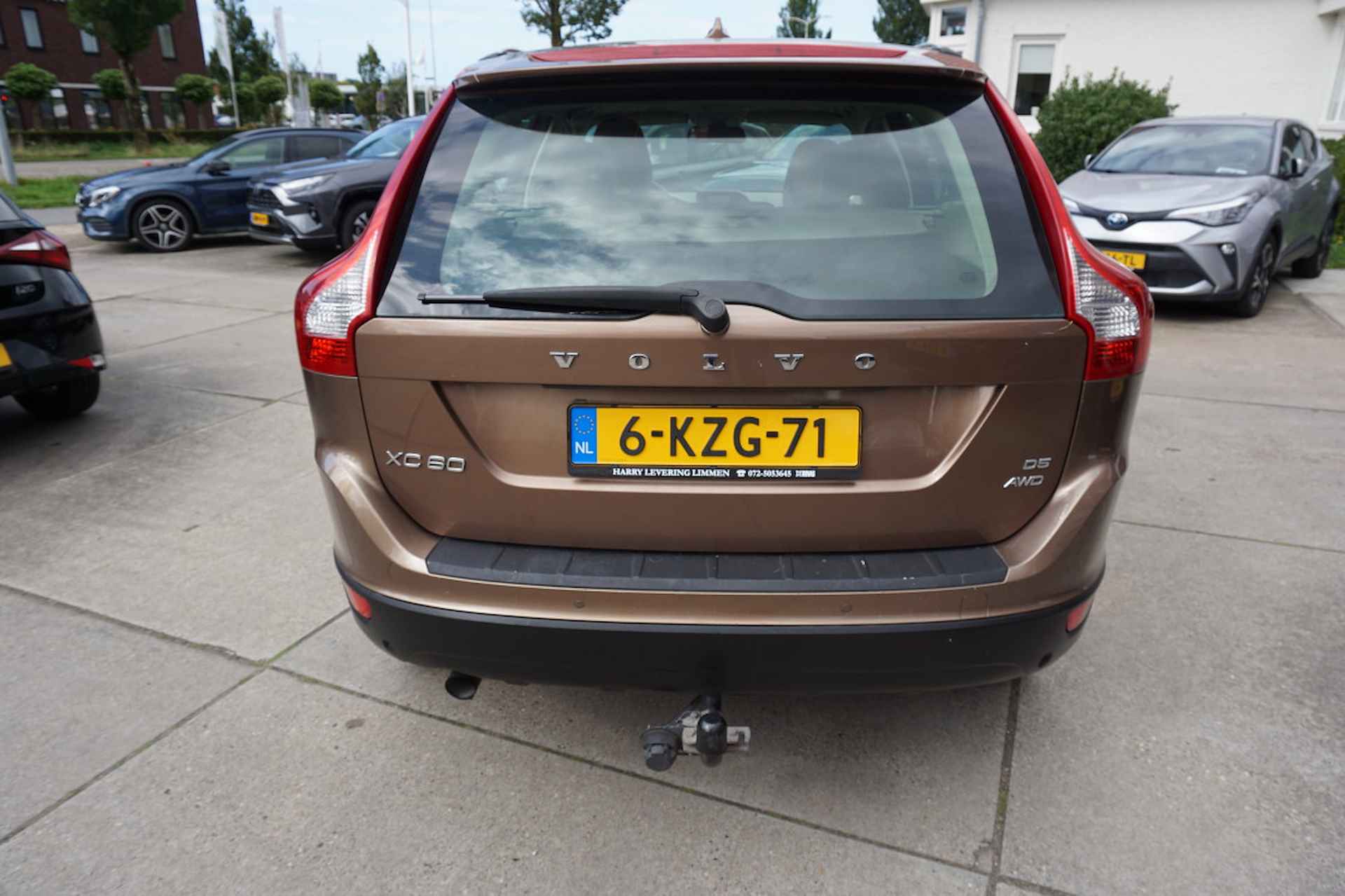 Volvo XC60 2.4 D5 AWD GEARTRONIC Momentum - 4/19