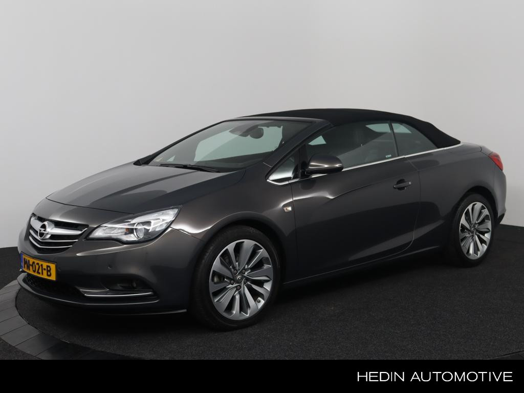 Opel Cascada 1.4 Turbo ecoFLEX Innovation Lederen Interieur | Stoel/stuur verwarming | PDC achter | Camera | Alarm | 19 inch alu velgen | Elec. bedienbare kap!