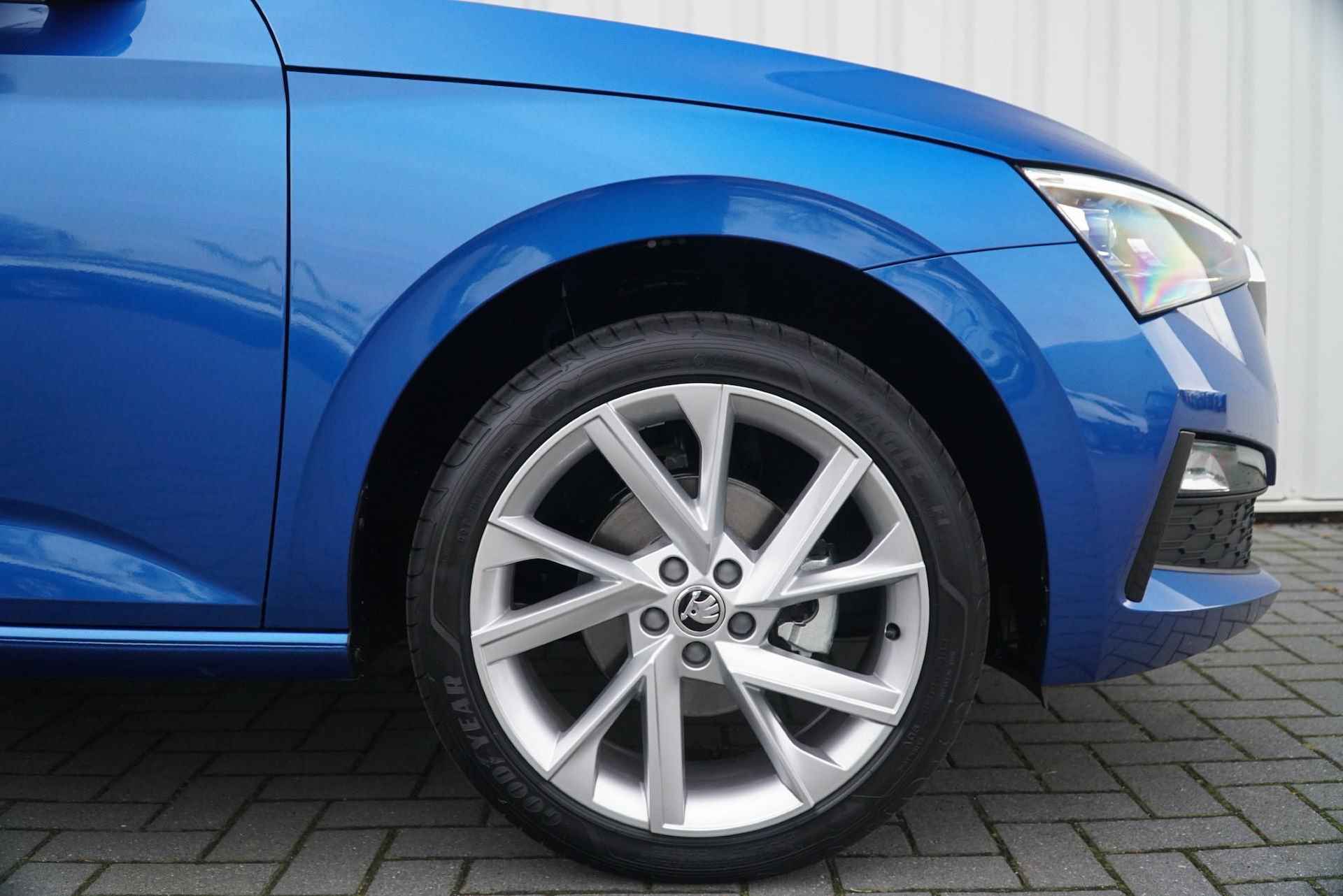 Skoda Scala 1.0 TSI 110pk DSG Sport Business | Panoramadak | Stoelverwarming | 18" Velgen - 15/41