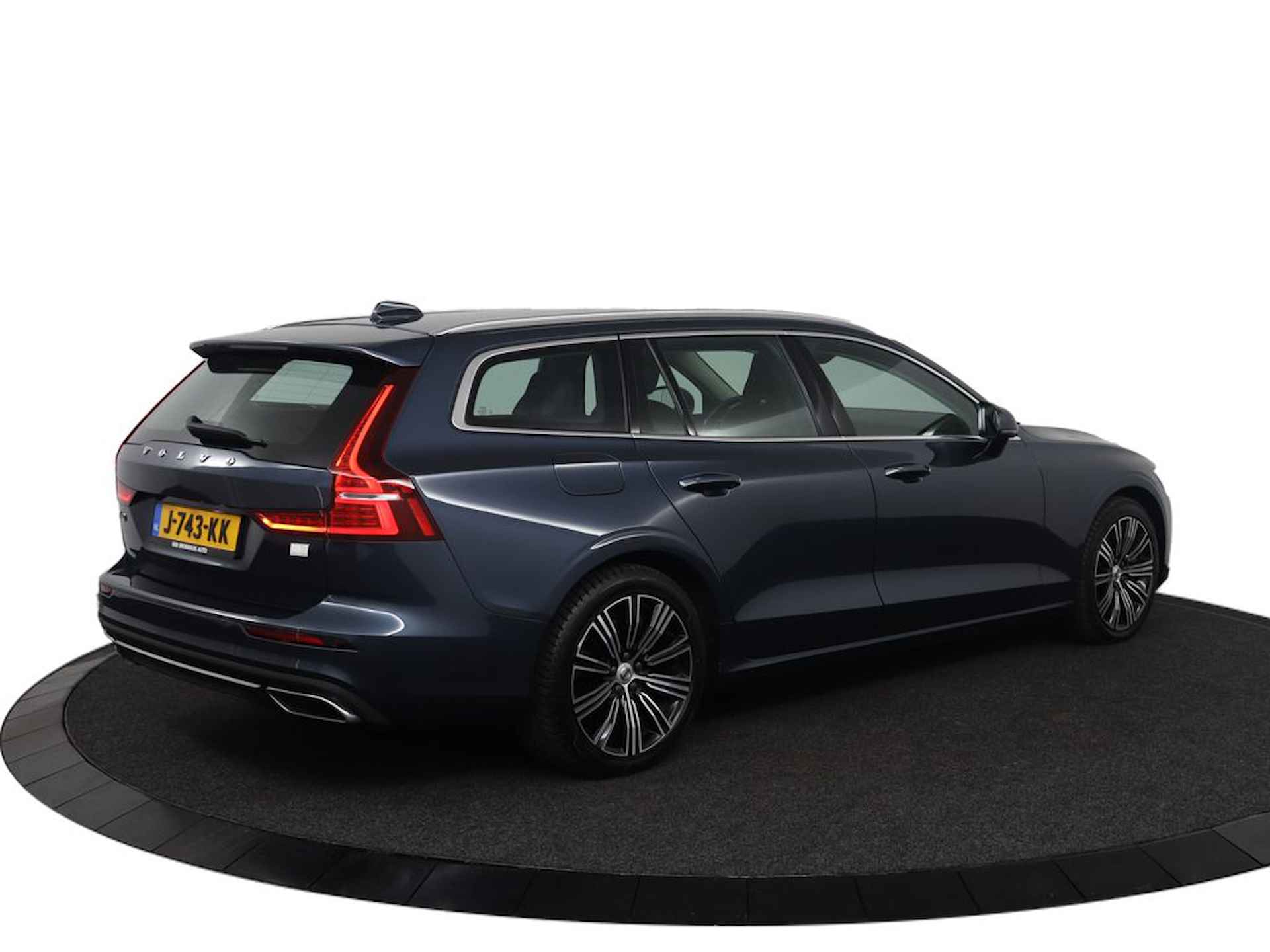 Volvo V60 T6 AWD Business Pro | Adaptieve cruise control incl. BLIS | High performance audio | Park assist voor & achter | Parkassist came DAB+ | Apple Carplay | Keyless entry | - 3/57