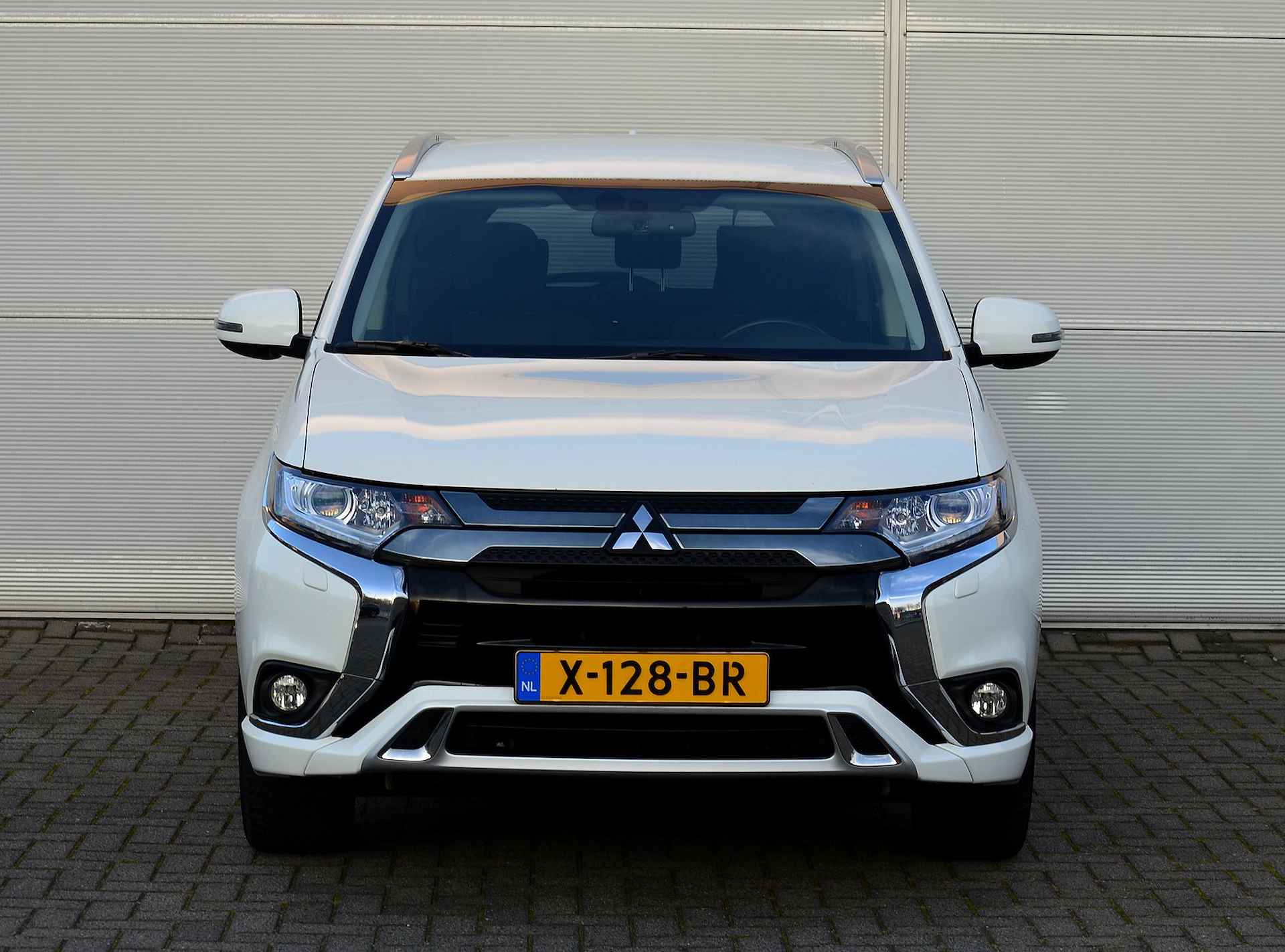 Mitsubishi Outlander PHEV 2.4 INTENSE 4WD | PLUG IN HYBRID | V2G | MY2020 | FABRIEKGARANTIE TOT 30-06-2028* | ALL IN RIJKLAARPRIJS - 15/45