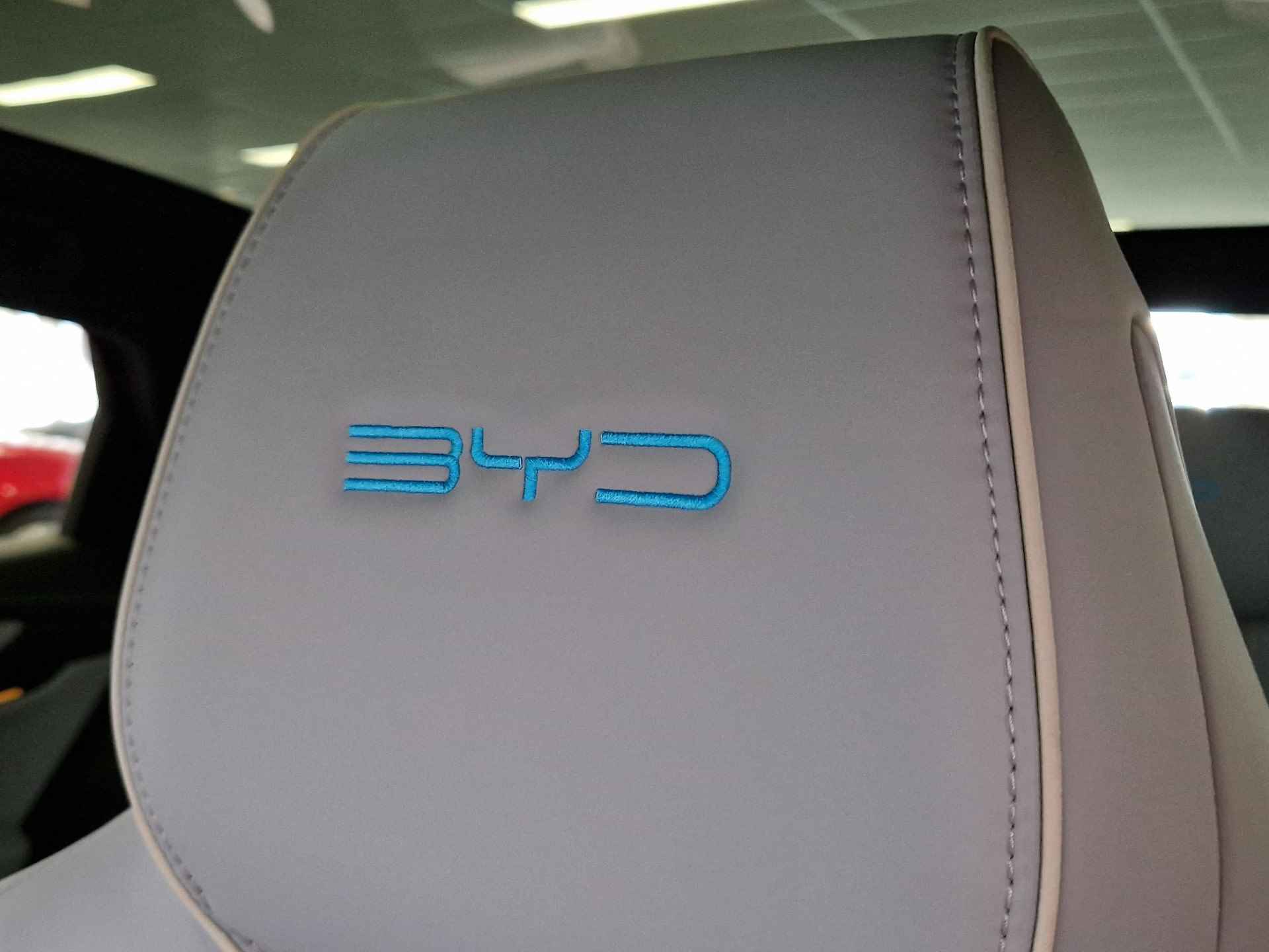 BYD SEAL Design RWD 83 kWh - 23/44