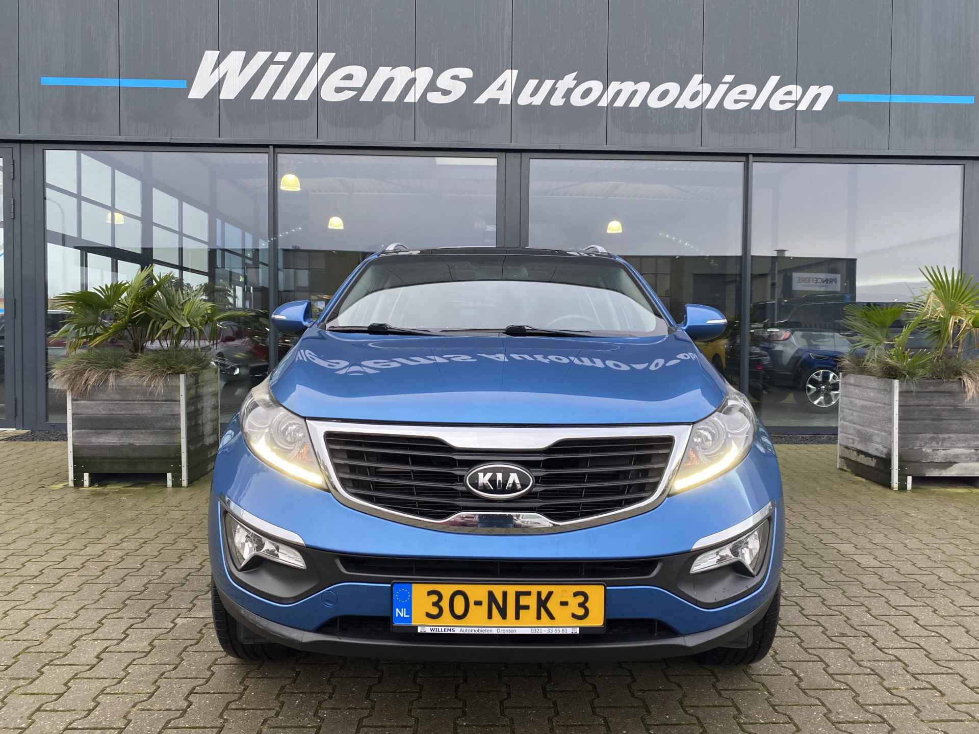 Kia Sportage 2.0 X-ecutive Plus Pack First Edition Navigatie, Lederen Bekleding & Schuifkanteldak - 2/35