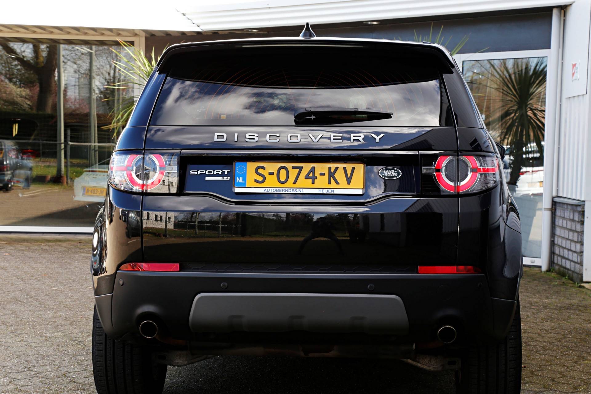 Land Rover Discovery Sport 2.0 Si4 4WD HSE 240PK 9G-Aut.*BTW*Perfect LR Onderh.*Black Pack/Head-Up/Leder/Stoelverw.V+A/Stuurverw./LED/Navi/Camera/Dodehoek/ - 19/56