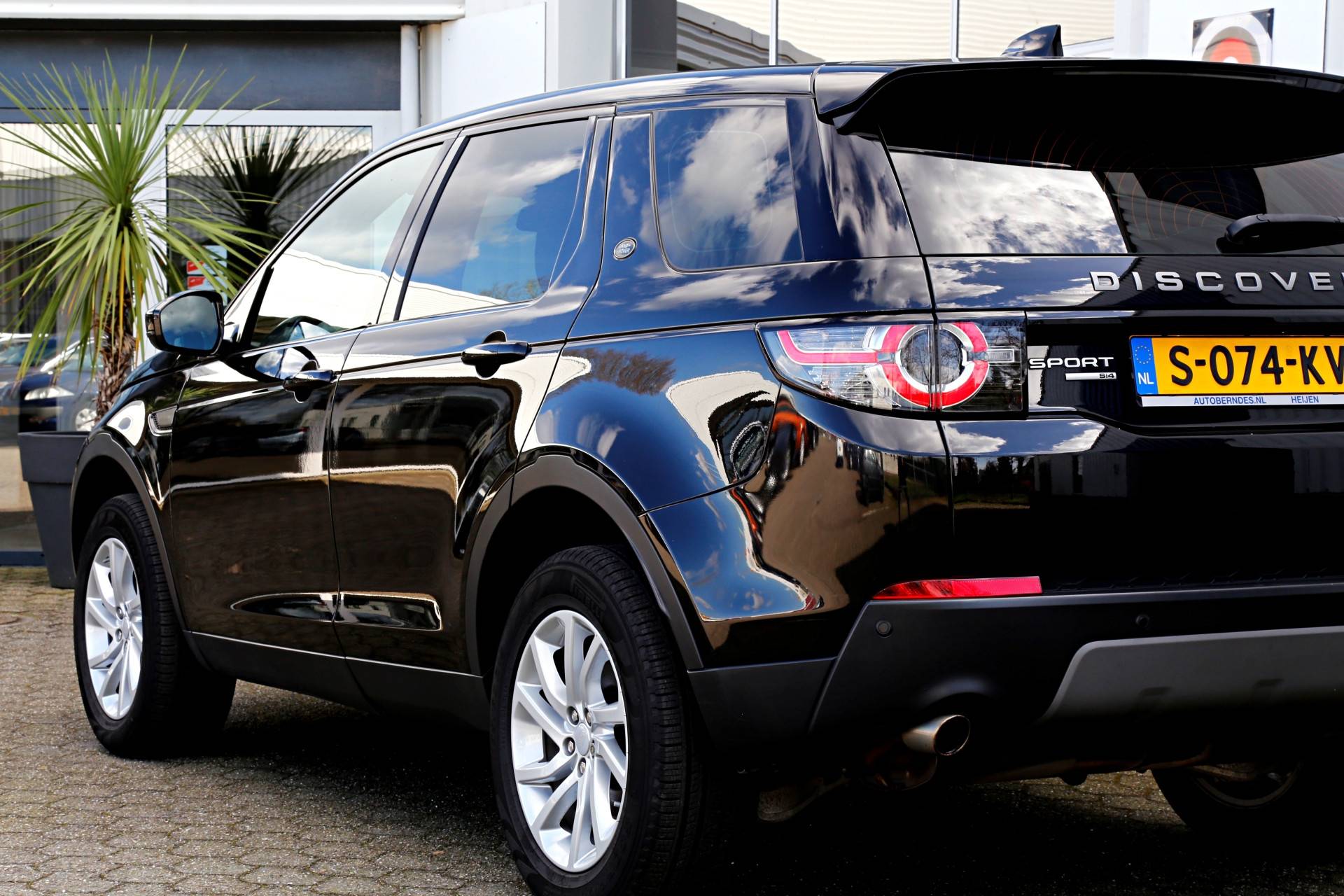 Land Rover Discovery Sport 2.0 Si4 4WD HSE 240PK 9G-Aut.*BTW*Perfect LR Onderh.*Black Pack/Head-Up/Leder/Stoelverw.V+A/Stuurverw./LED/Navi/Camera/Dodehoek/ - 25/56