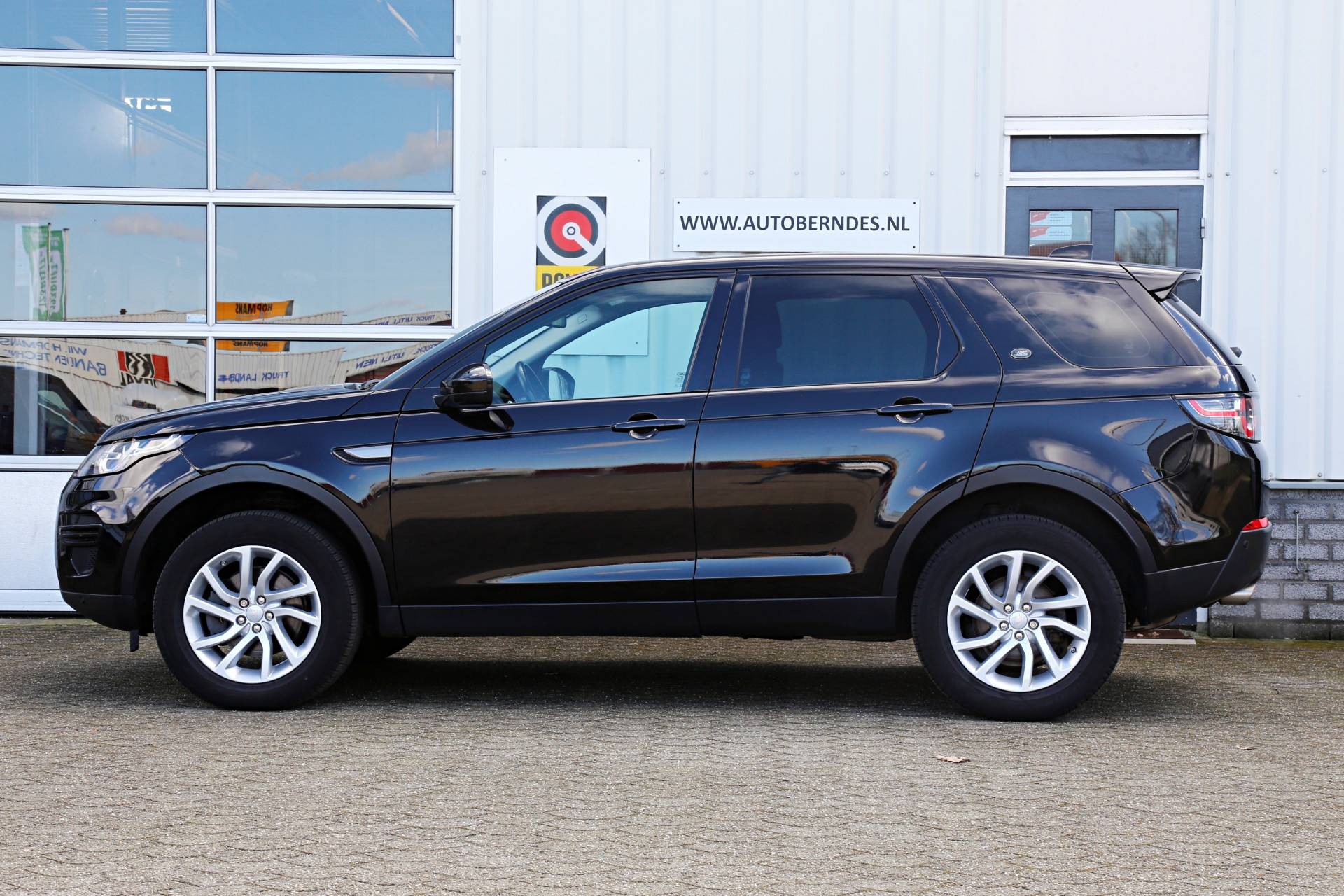Land Rover Discovery Sport 2.0 Si4 4WD HSE 240PK 9G-Aut.*BTW*Perfect LR Onderh.*Black Pack/Head-Up/Leder/Stoelverw.V+A/Stuurverw./LED/Navi/Camera/Dodehoek/ - 41/56