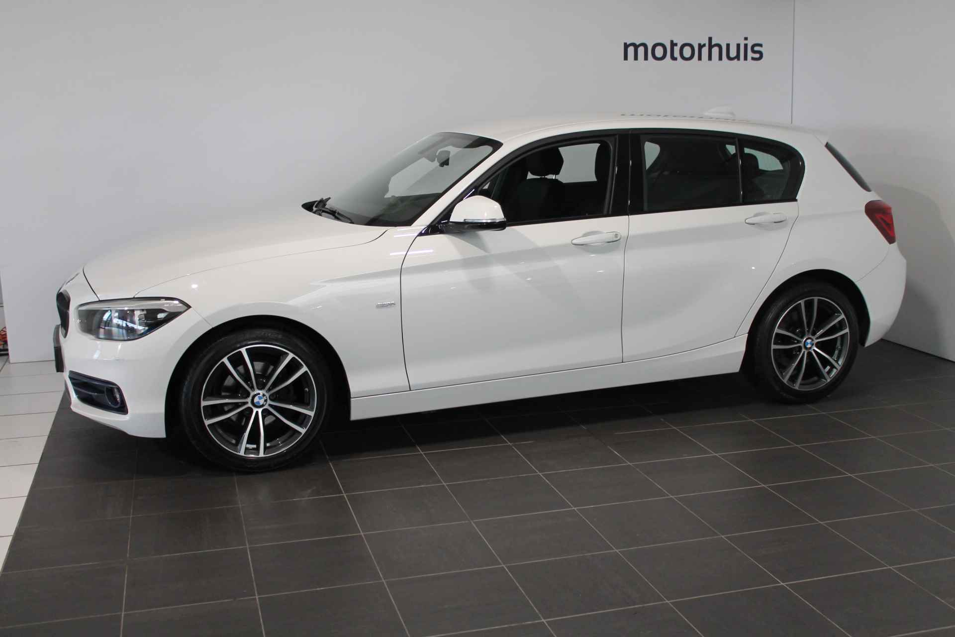 BMW 1-Serie (f20) 116i 109pk Edition Sport Line Shadow Executive - 4/36