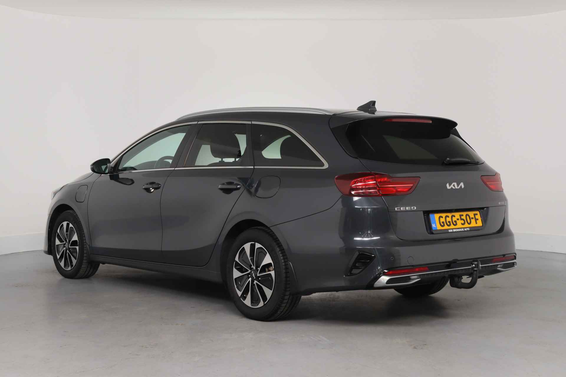 Kia Ceed Sportswagon 1.6 GDI PHEV DynamicLine | Afn Trekhaak | Adaptive Cruise | Keyless | Camera | Stoel-/stuurverwarming | Groot Navi scherm | Clim - 5/39