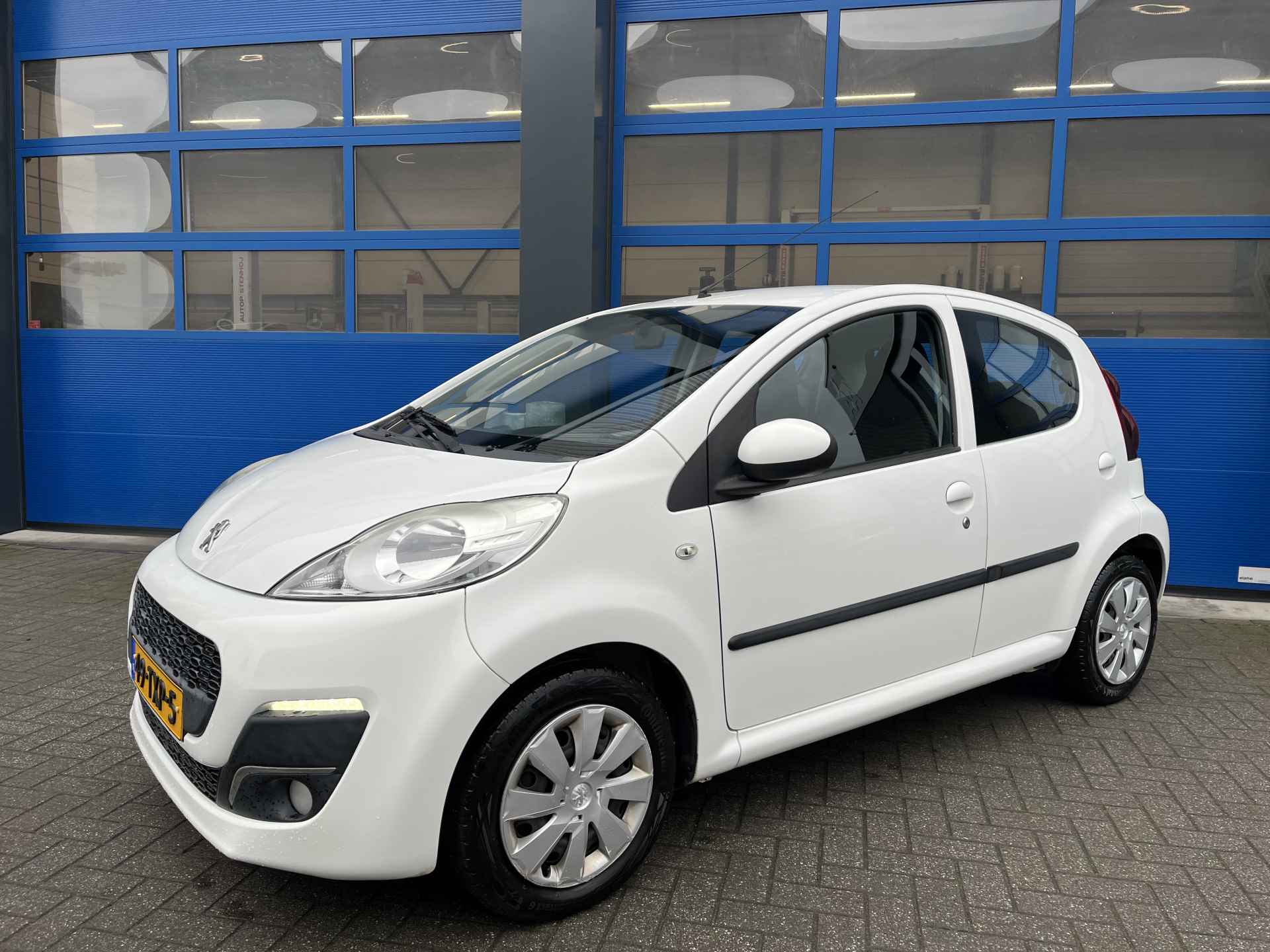 Peugeot 107 1.0 50kW Airco/ NAP/ 5Drs/ Nwe Apk/ Active - 3/20