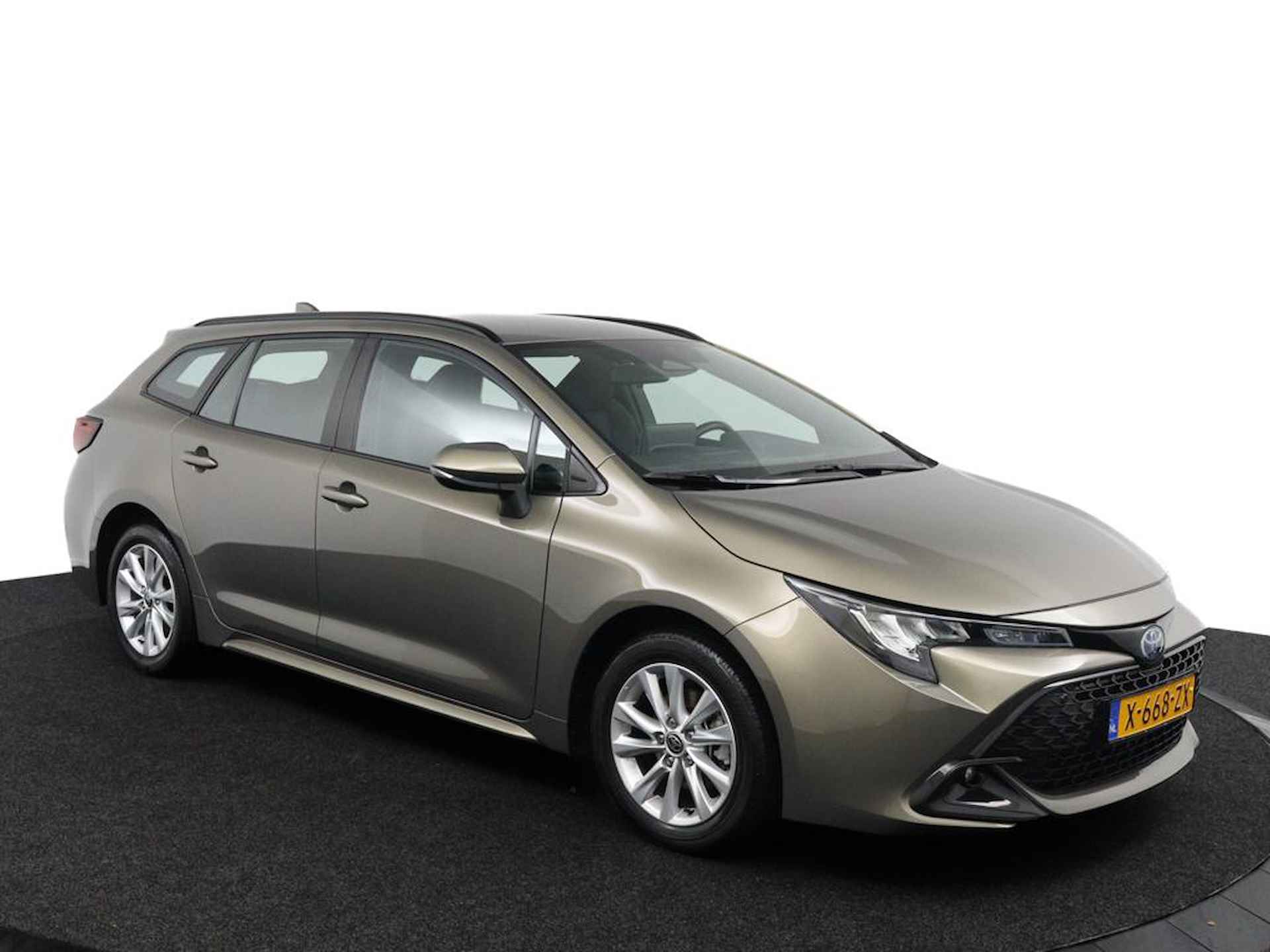 Toyota Corolla Touring Sports Hybrid 140 Active | Grootscherm Navigatie | Led Verlichting | Apple Carplay & Android Auto | 10 Jaar Garantie | - 4/43