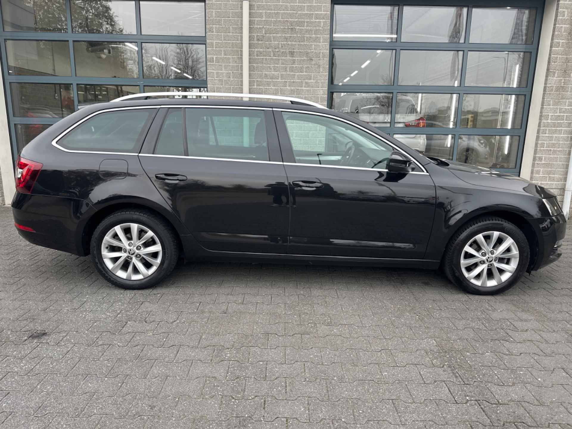 Skoda Octavia Combi 1.6 TDI Greentech Style Business | DSG | TREKHAAK | - 5/21