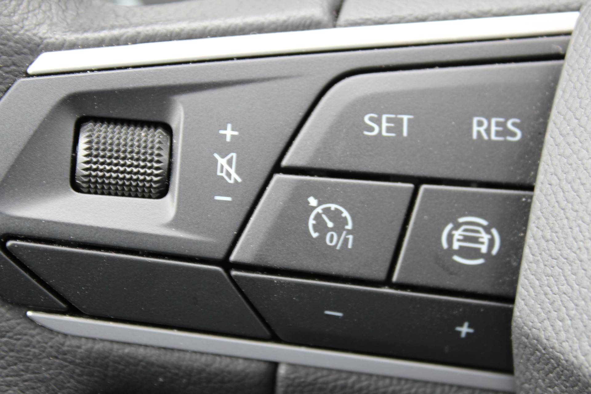 SEAT Ibiza 1.0-96pk TSI Style. NIEUWSTE MODEL In nieuwstaat ! Volautm. airco, camera, elektr. ramen v+a, LED verlichting, stoelverwarming, metallic lak, Isofix, LM wielen, Apple Carplay / Android auto etc. - 14/33