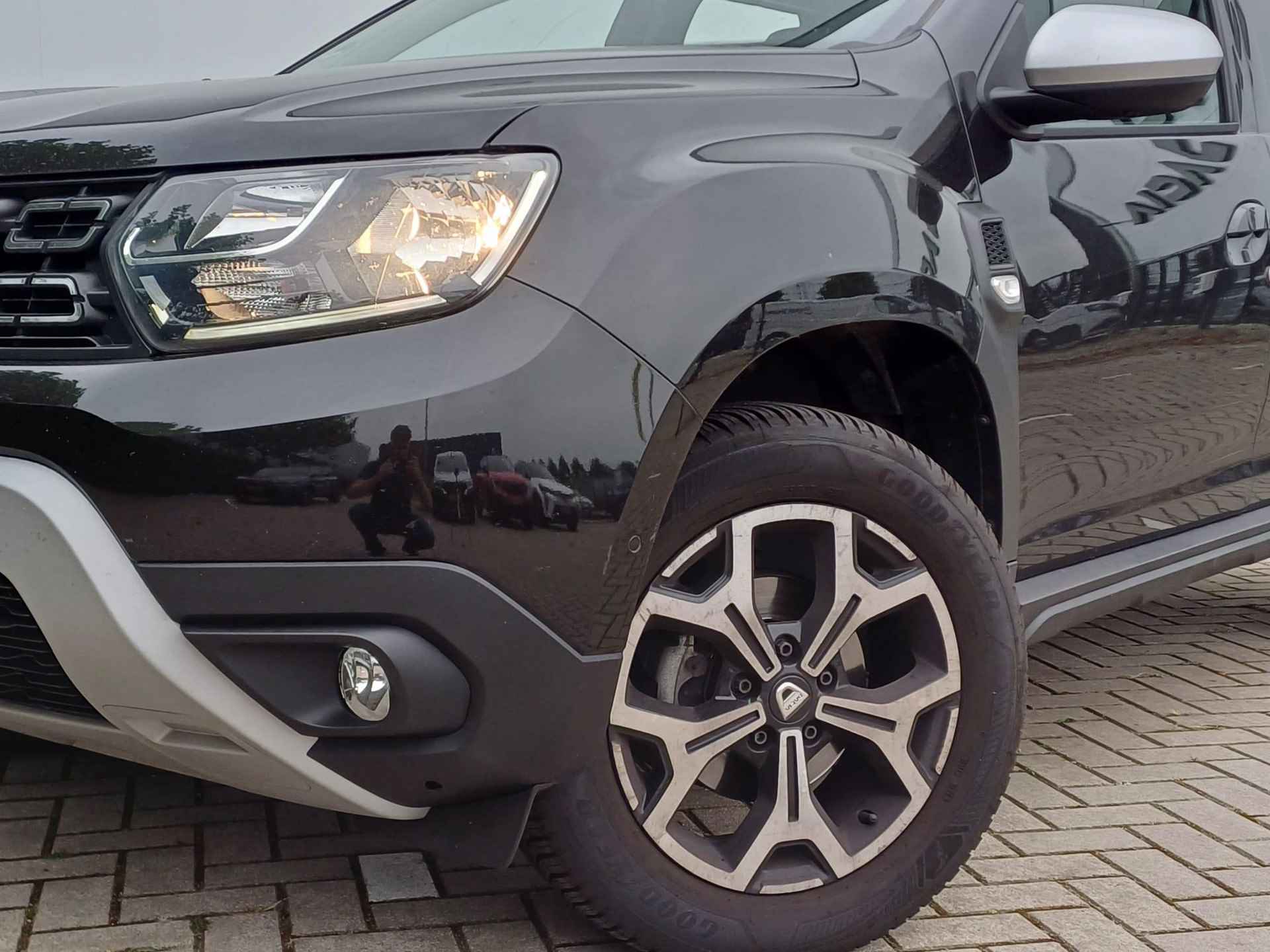 Dacia Duster 1.0 TCe 100 Bi-Fuel Prestige LPG-G3 / Navigatie / Climate Control / Parkeersensoren + Camera / Lichtmetalen Velgen / Cruise Control / LED - 20/32