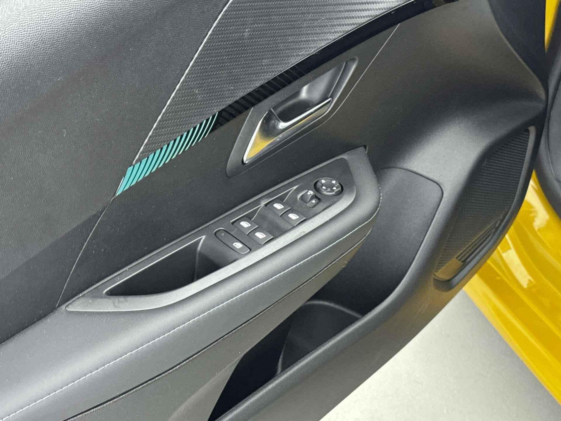 Peugeot 208 1.2 75 pk Allure | Navigatie | Parkeersensoren | Led - 14/40