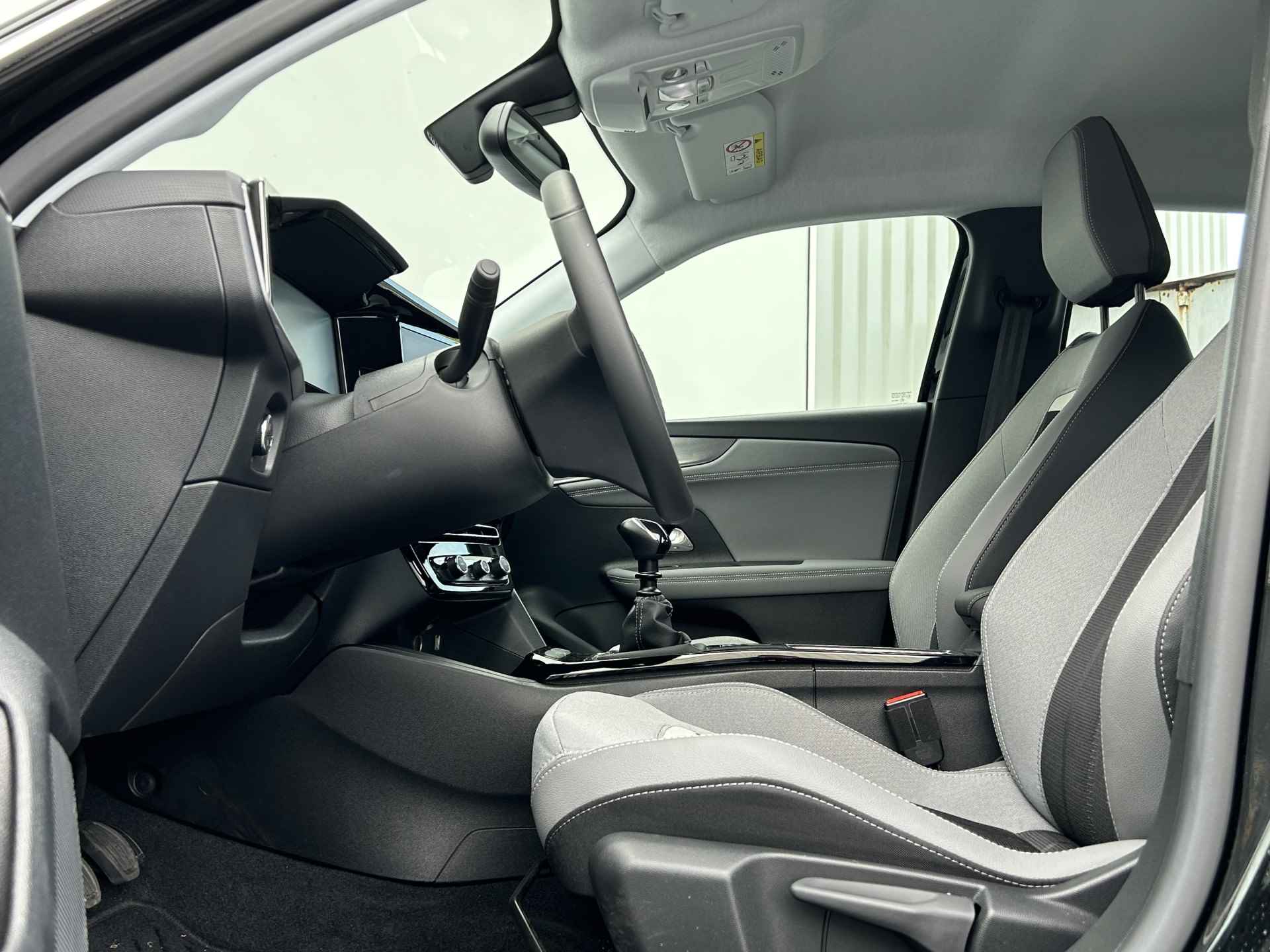Opel Mokka 1.2 100 pk 6-bak Level 3 | Navigatie | Apple Carplay/Android Auto | Parkeercamera en sensoren | DAB+ radio | Dodehoekbewaking |  Cruise control | Automatisch dimmende binnenspiegel | 17 inch LM velgen | - 11/33
