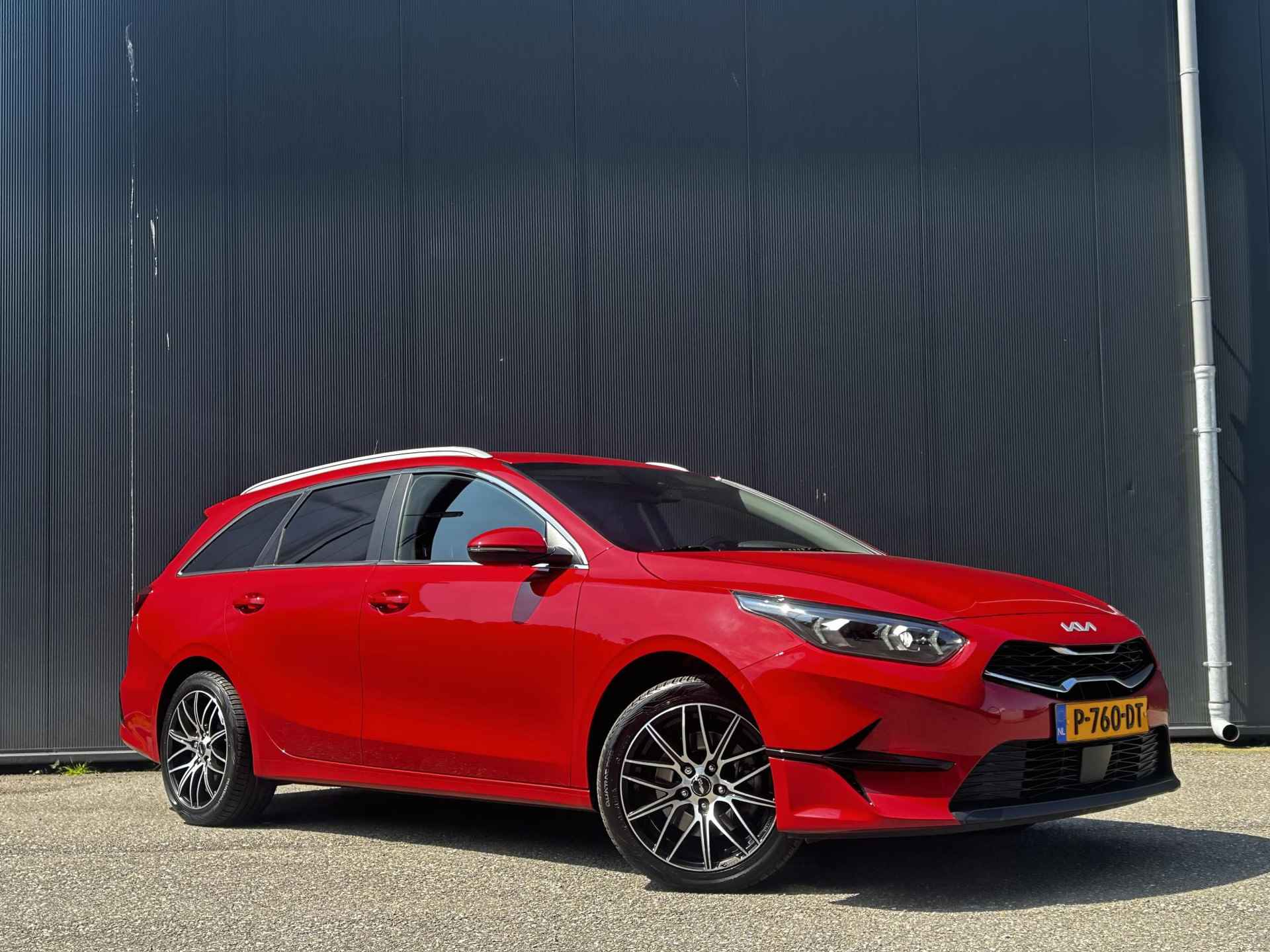 Kia Ceed Sportswagon 1.0i Turbo DynamicPlusLine | Navi | Bluetooth | Cruise & Climate Control | Apple Carplay/Android Auto | Lichtmetalen velgen 17 inch met all seasonbanden | Stoel & stuurverwarming | Fabrieksgarantie t/m 19-02-2029 | NAP - 3/42