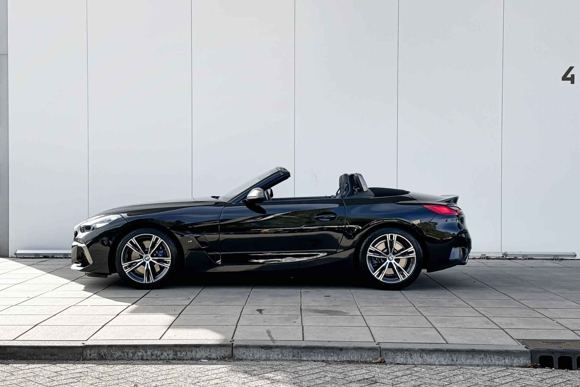 BMW Z4 M40i High Executive | Adaptief M-onderstel | Driving Assistant | Harman/Kardon Surround | Windvanger - 2/21