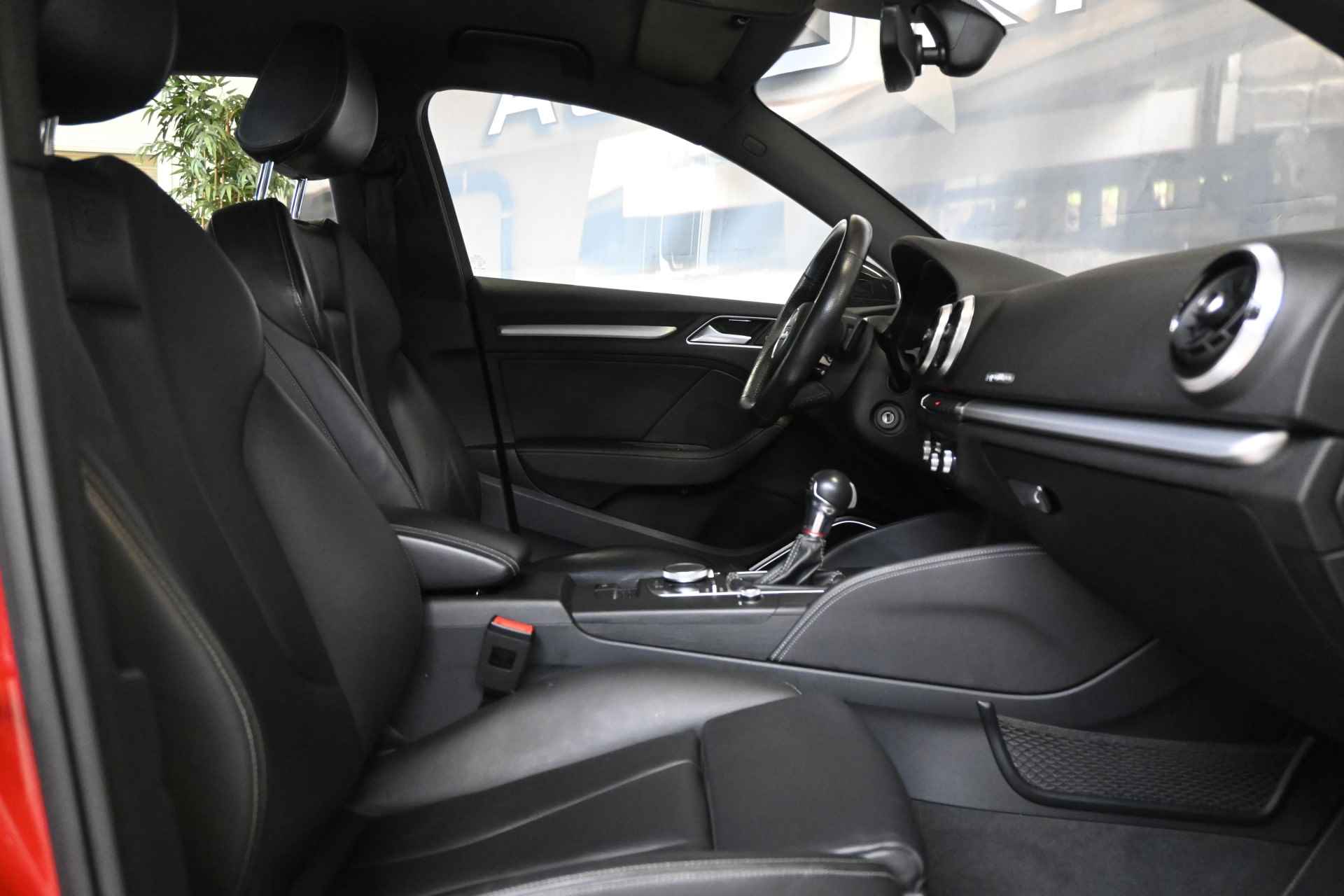 Audi S3 Sportback 2.0 TFSI quattro 310pk Pro Line Plus | Leder | Elek. sportstoelen | B&O audio | Magnetic Ride 100% (Dealer) onderhouden label - 20/73