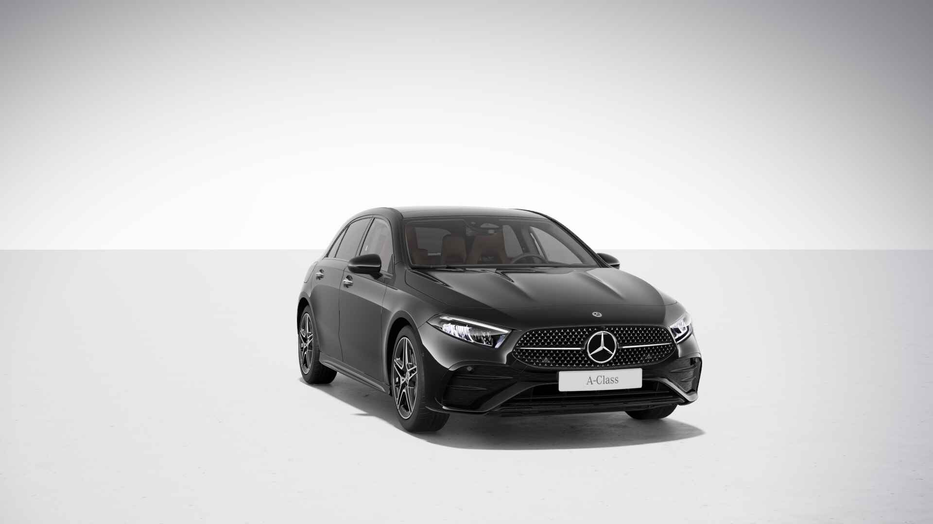 Mercedes-Benz A-Klasse 250 e Star Edition AMG Line | Nightpakket | Parkeerpakket met achteruitrijcamera | KEYLESS GO | Dodehoekassistent | Antidiefstalpakket URBAN GUARD PLUS | Sfeerverlichting | Verwarmde stoelen vooraan | - 17/25