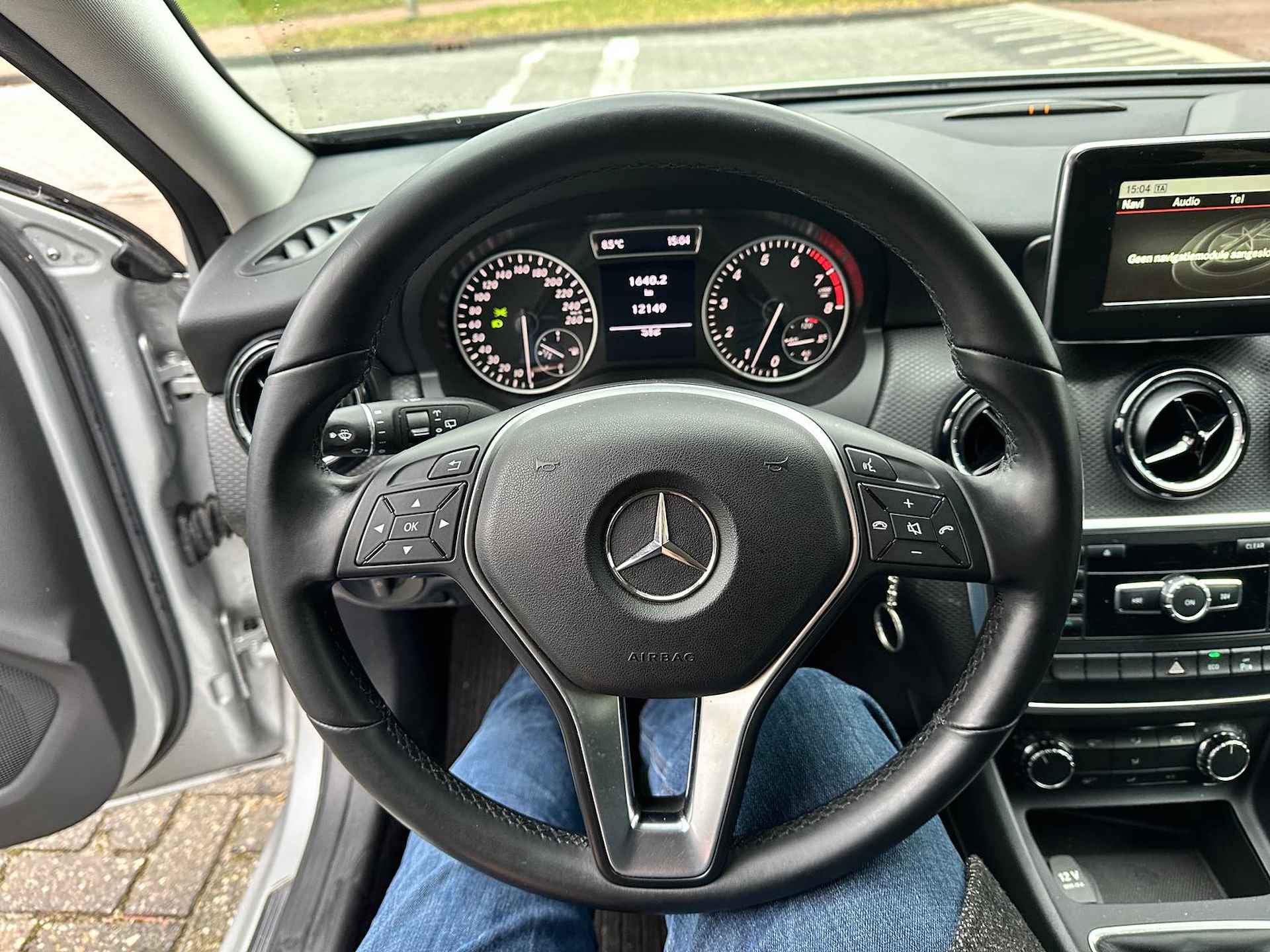 Mercedes-Benz A-Klasse 180 Edition Navigatie 4U3 eerste eigenaar 12000km Origineel!!! - 17/45