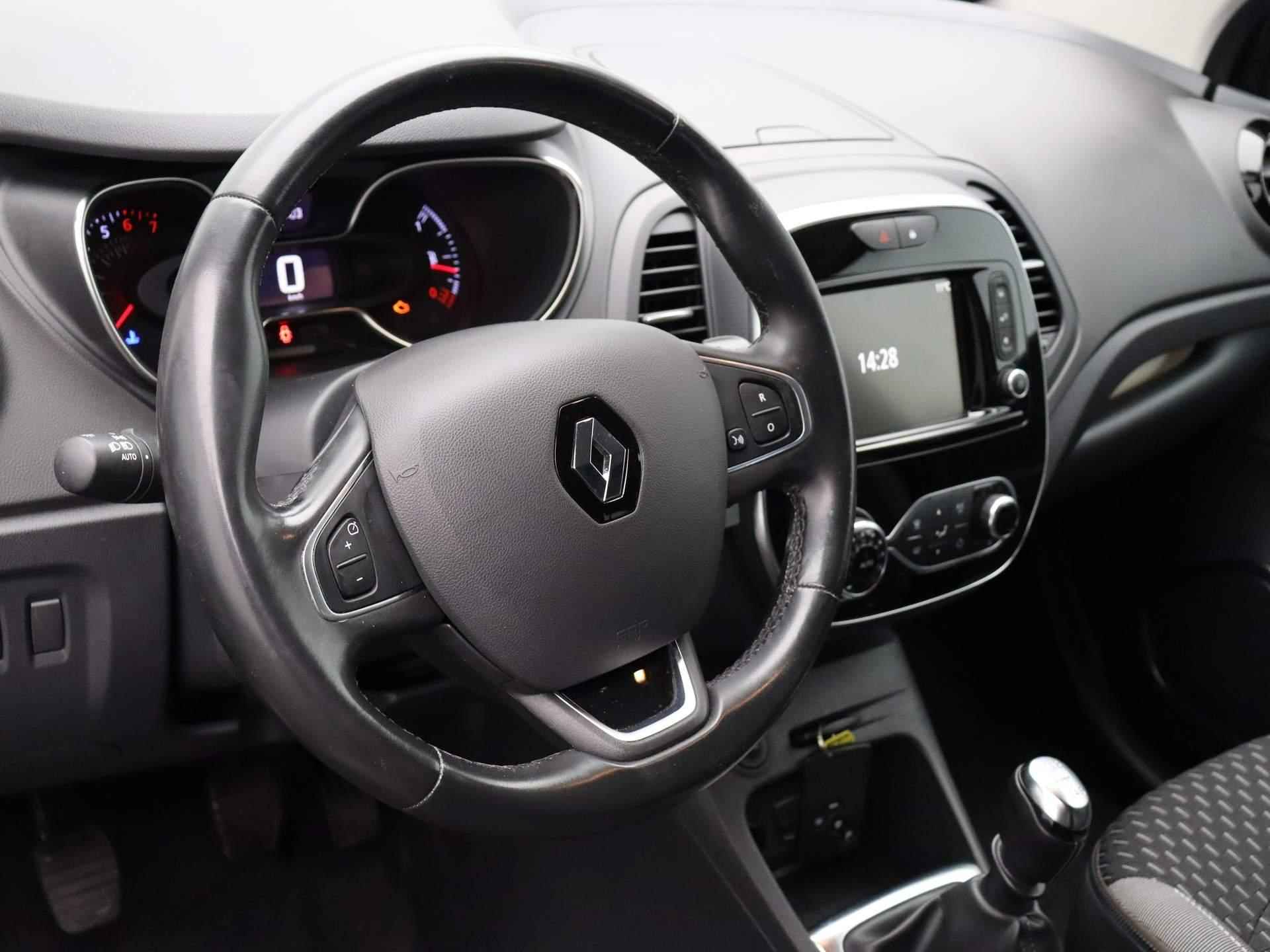 Renault Captur 130pk TCe Intens | Achteruitrijcamera | Climate control | Cruise control | Navigatie | - 16/39