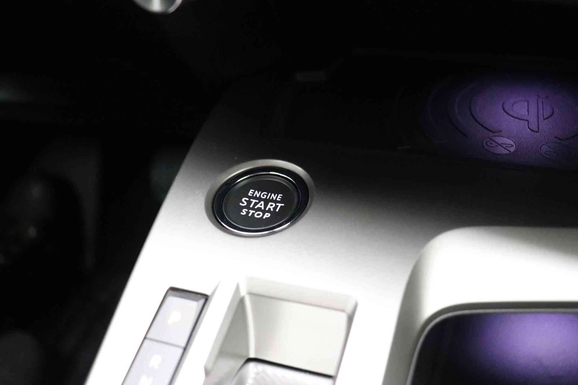Peugeot 408 1.2 PureTech Allure Pack 130 EAT8 130 PK | Automaat | Lichtmetalen Velg | Voorraad Nieuw | Camera | Draadloze Apple Carplay | Nieuw Type | 0 KM - 29/37