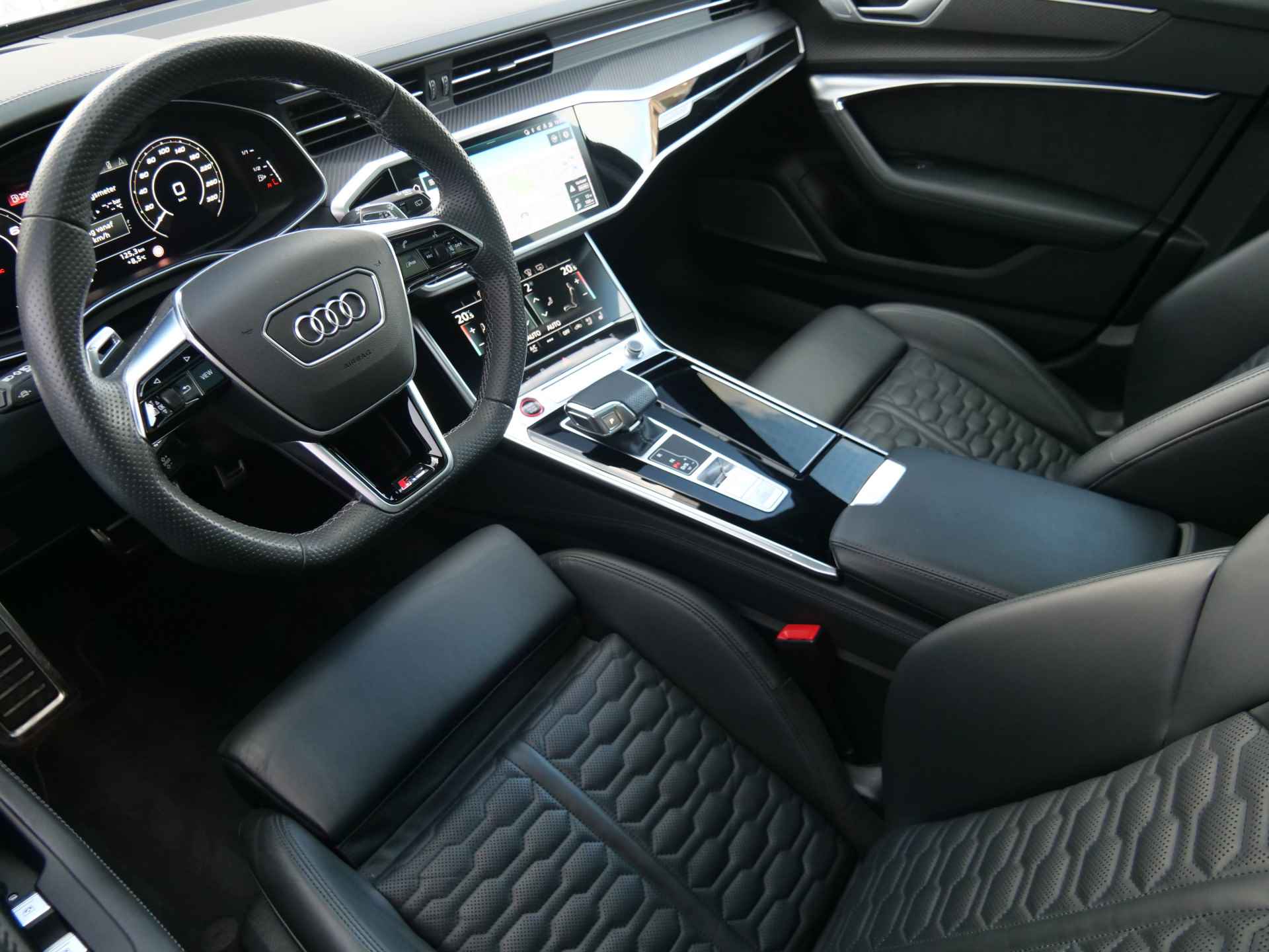 Audi RS6 Avant TFSI 600pk quattro Automaat RS Dynamic plus / Bang en Olufsen 3D / Trekhaak / Schuifdak - 49/67