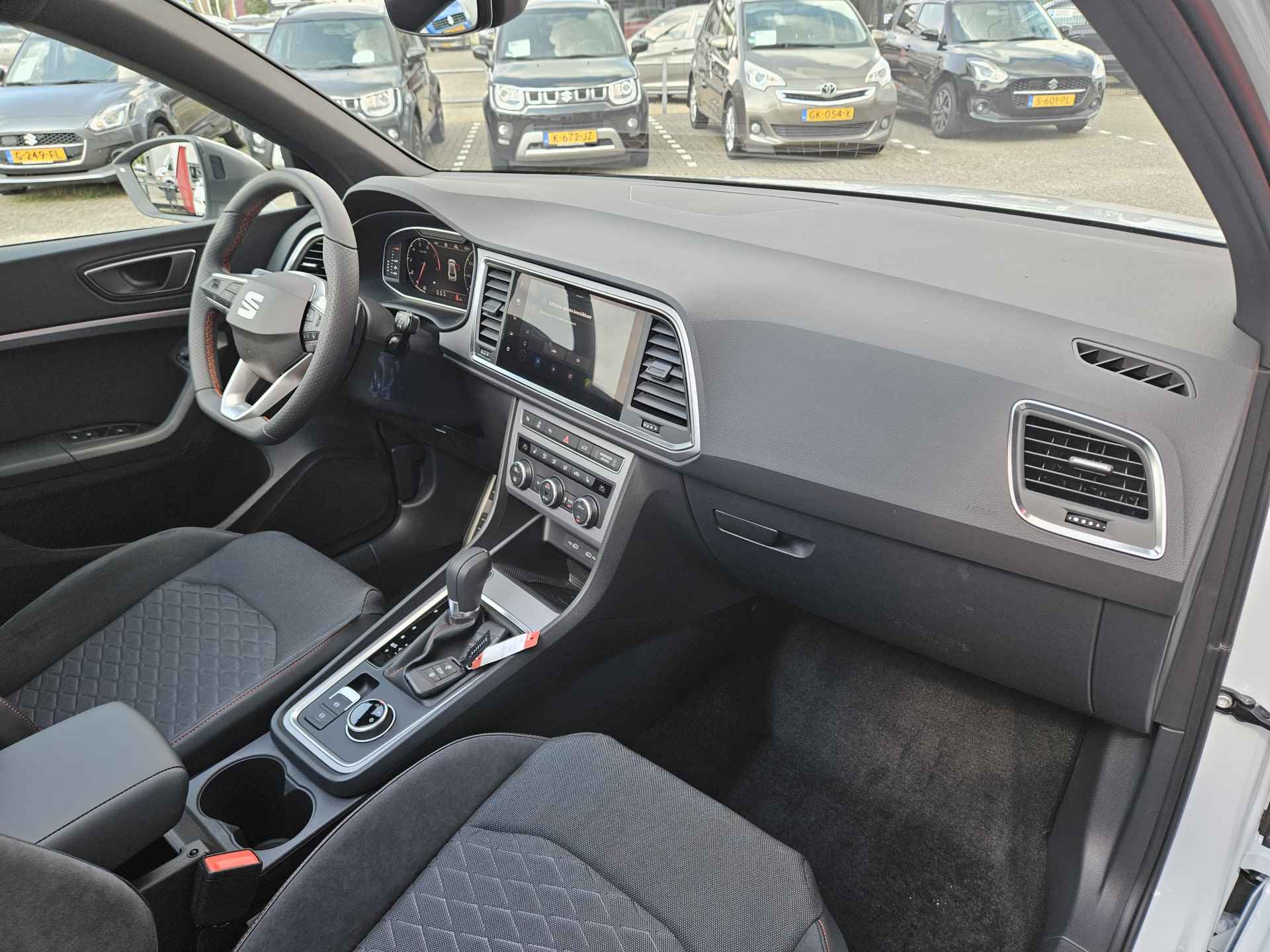 SEAT Ateca 1.5 TSI FR Business Intense 7-DSG Automaat / NIEUW UIT VOORRAAD LEVERBAAR / Rijklaar! incl. Waxoyl / - 11/49