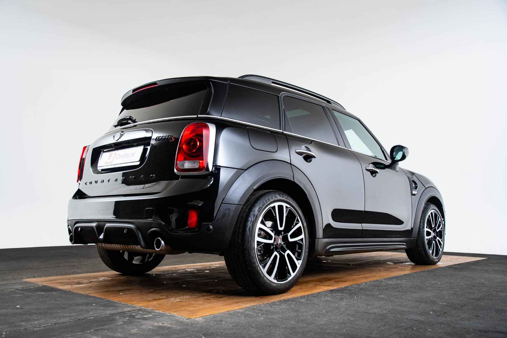 Mini Mini Countryman 2.0 Cooper S Chili Panoramadak - Harman Kardon - JCW pakket - Comfort Acces - Park Assitant - Getint glas - Camera - Head-up - Visibility Package - 11/67