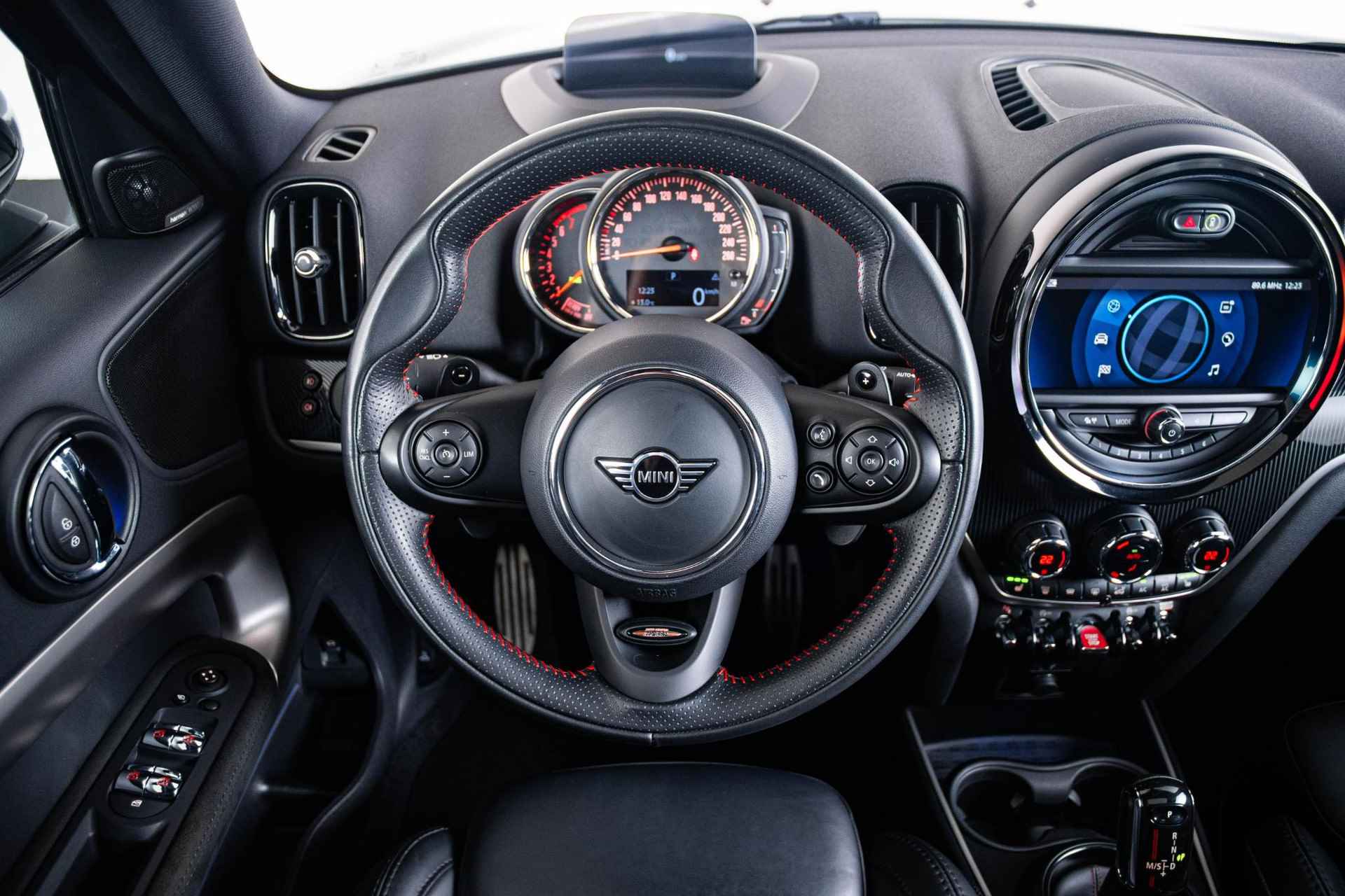 Mini Mini Countryman 2.0 Cooper S Chili Panoramadak - Harman Kardon - JCW pakket - Comfort Acces - Park Assitant - Getint glas - Camera - Head-up - Visibility Package - 14/67