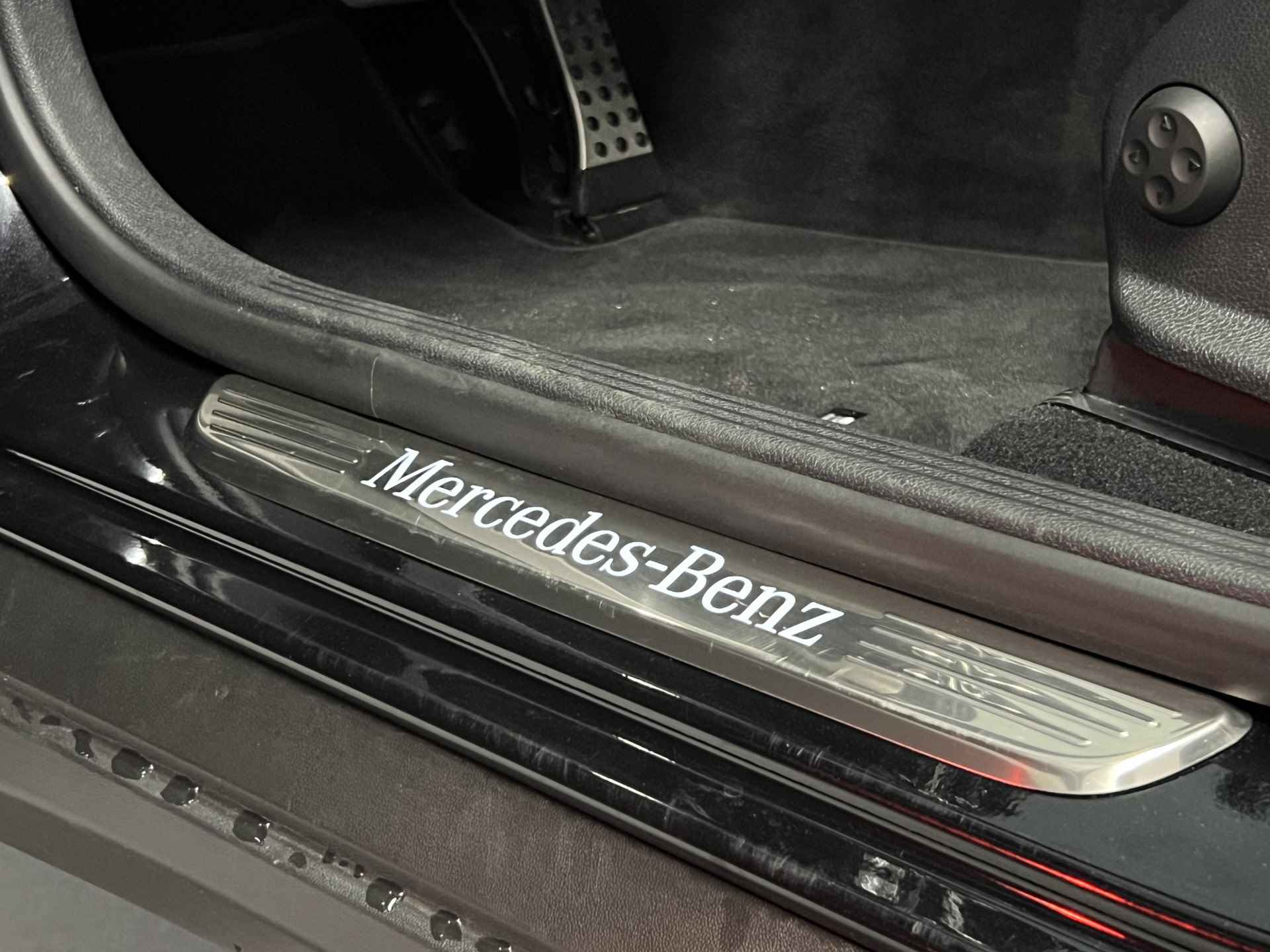 Mercedes-Benz GLC Coupé 300e 4MATIC Business Solution Luxury | Stoelverwarming | Navigatie | Elek. achterklep | Trekhaak - 19/46